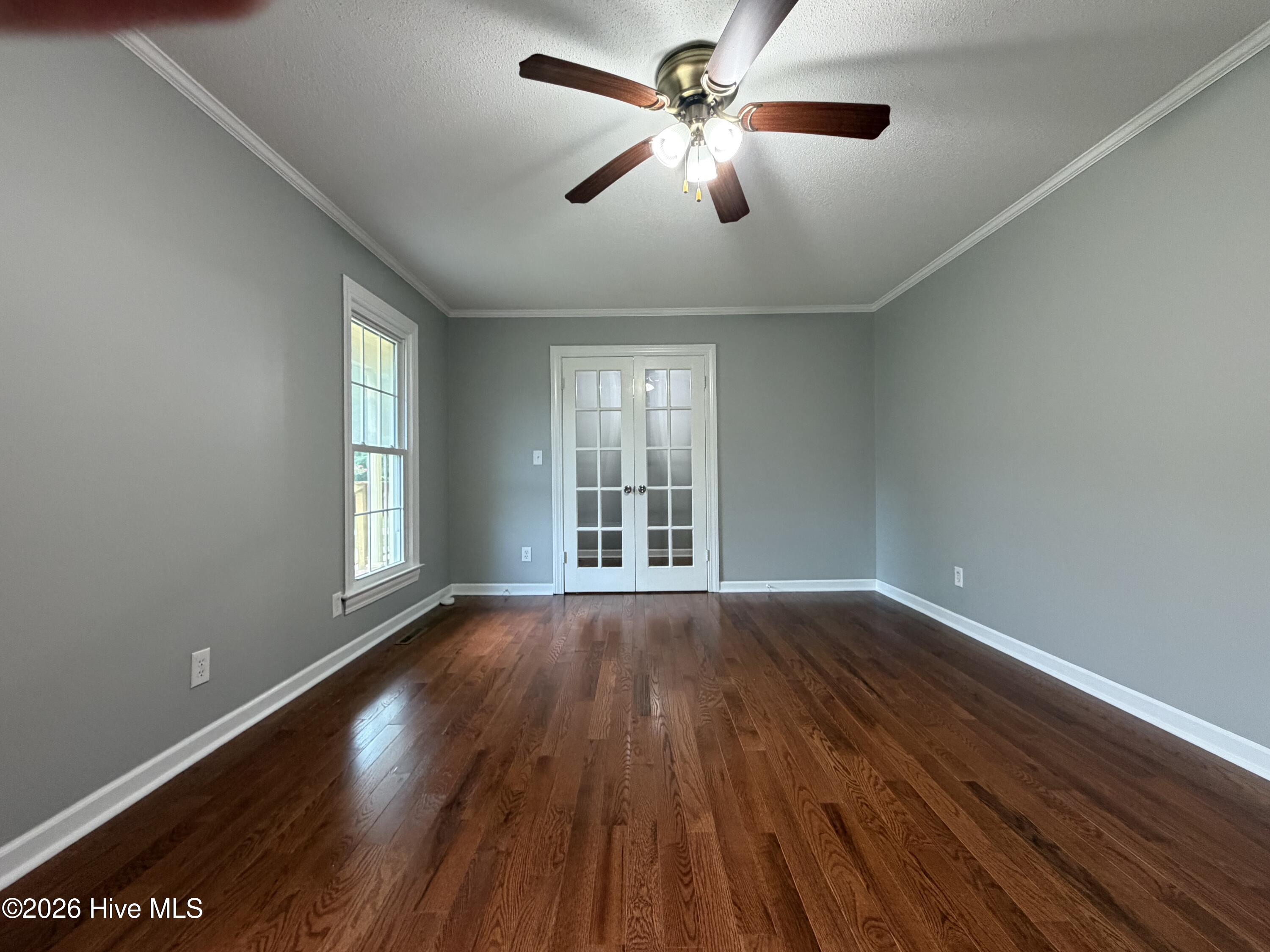2010 Westwood Drive Property Photo 22