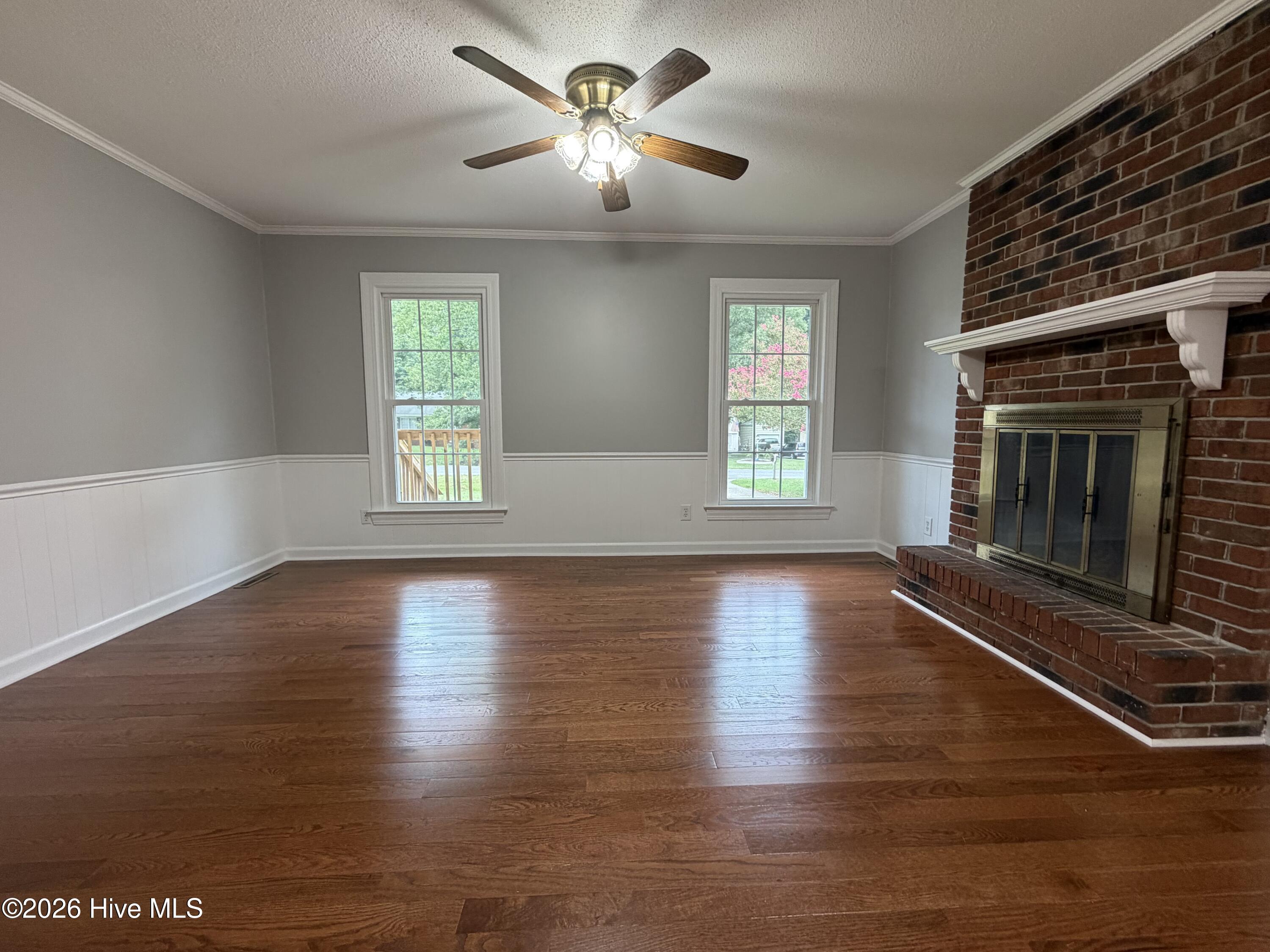 2010 Westwood Drive Property Photo 23