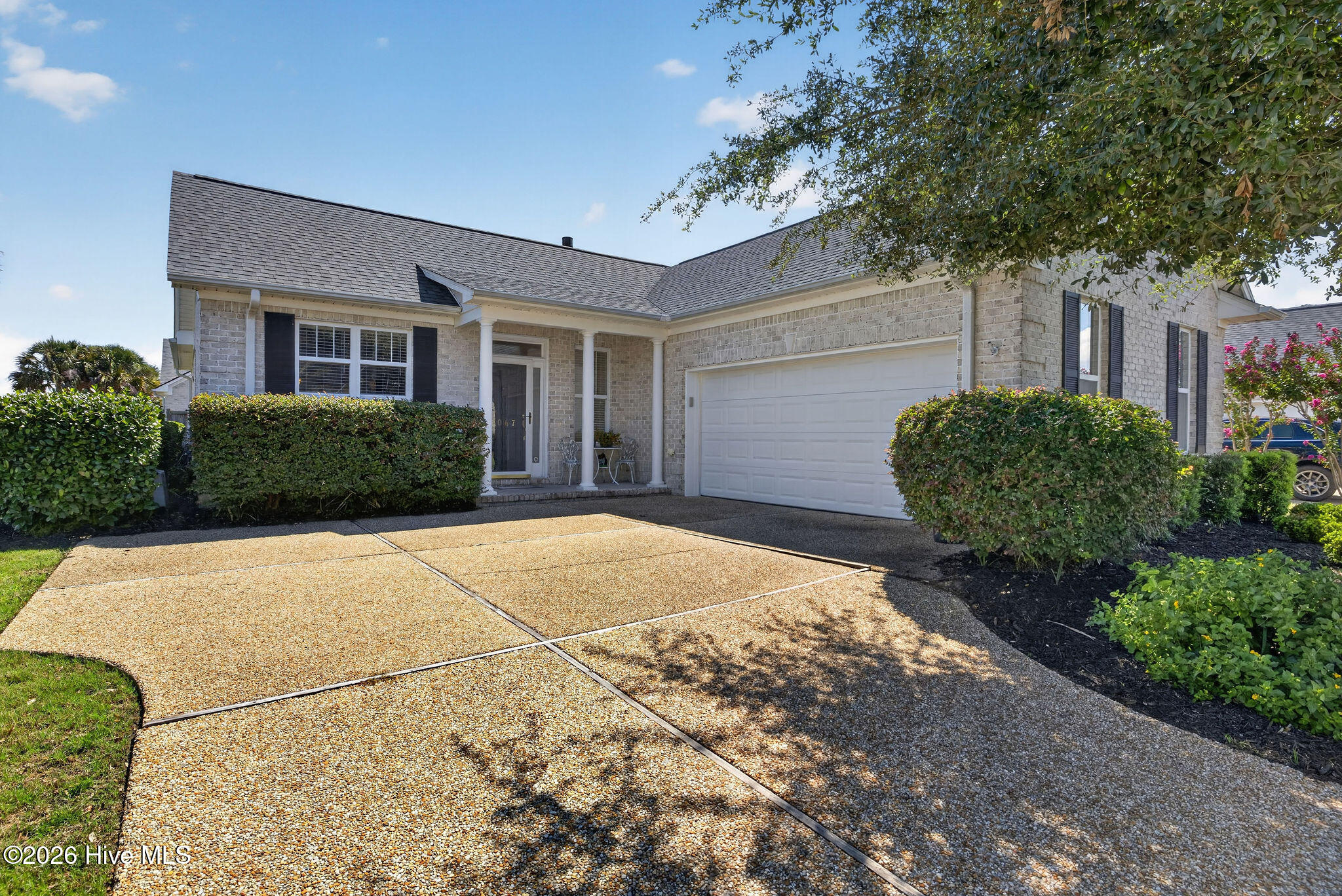 1067 Garden Club Way Property Photo 1