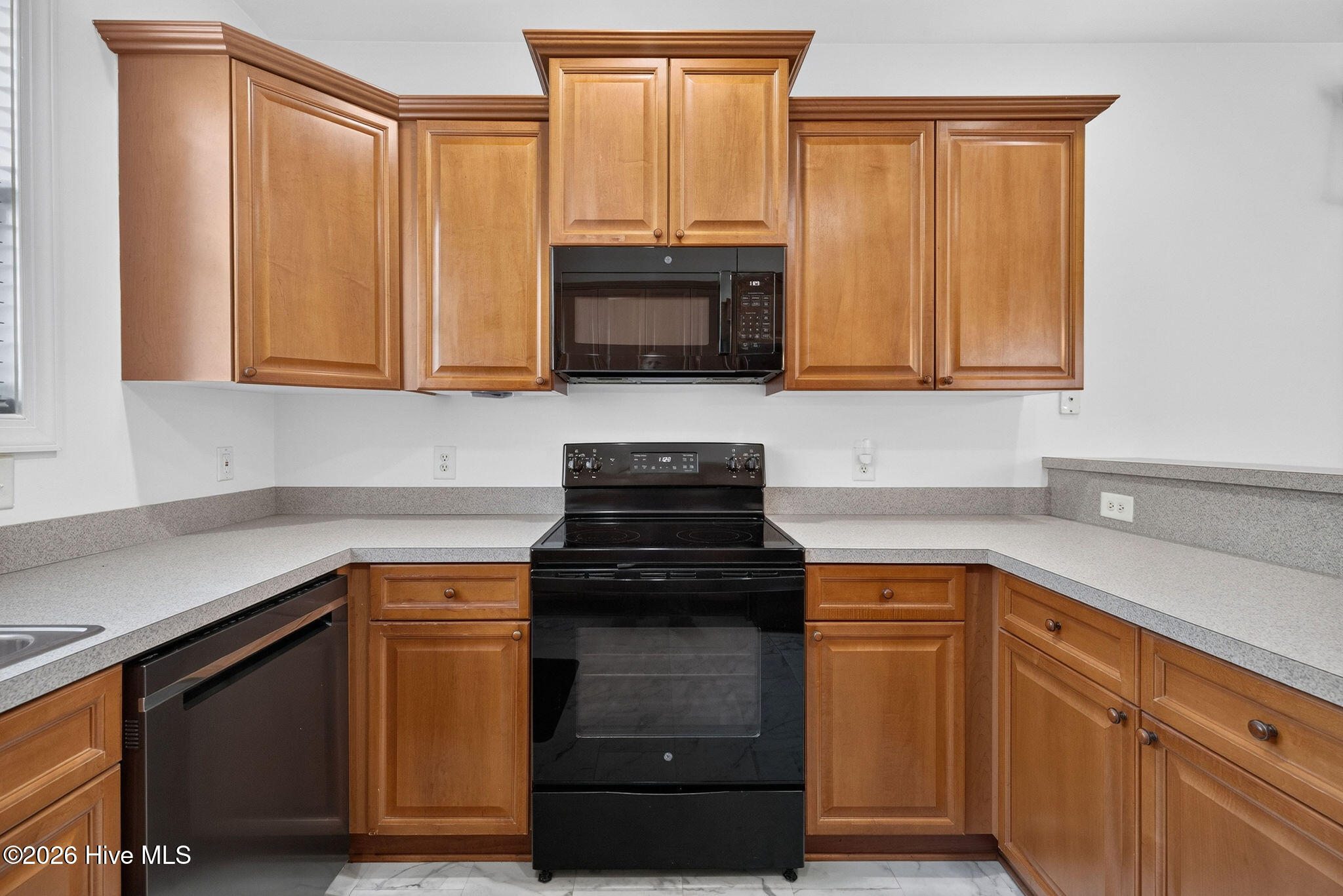 1067 Garden Club Way Property Photo 15