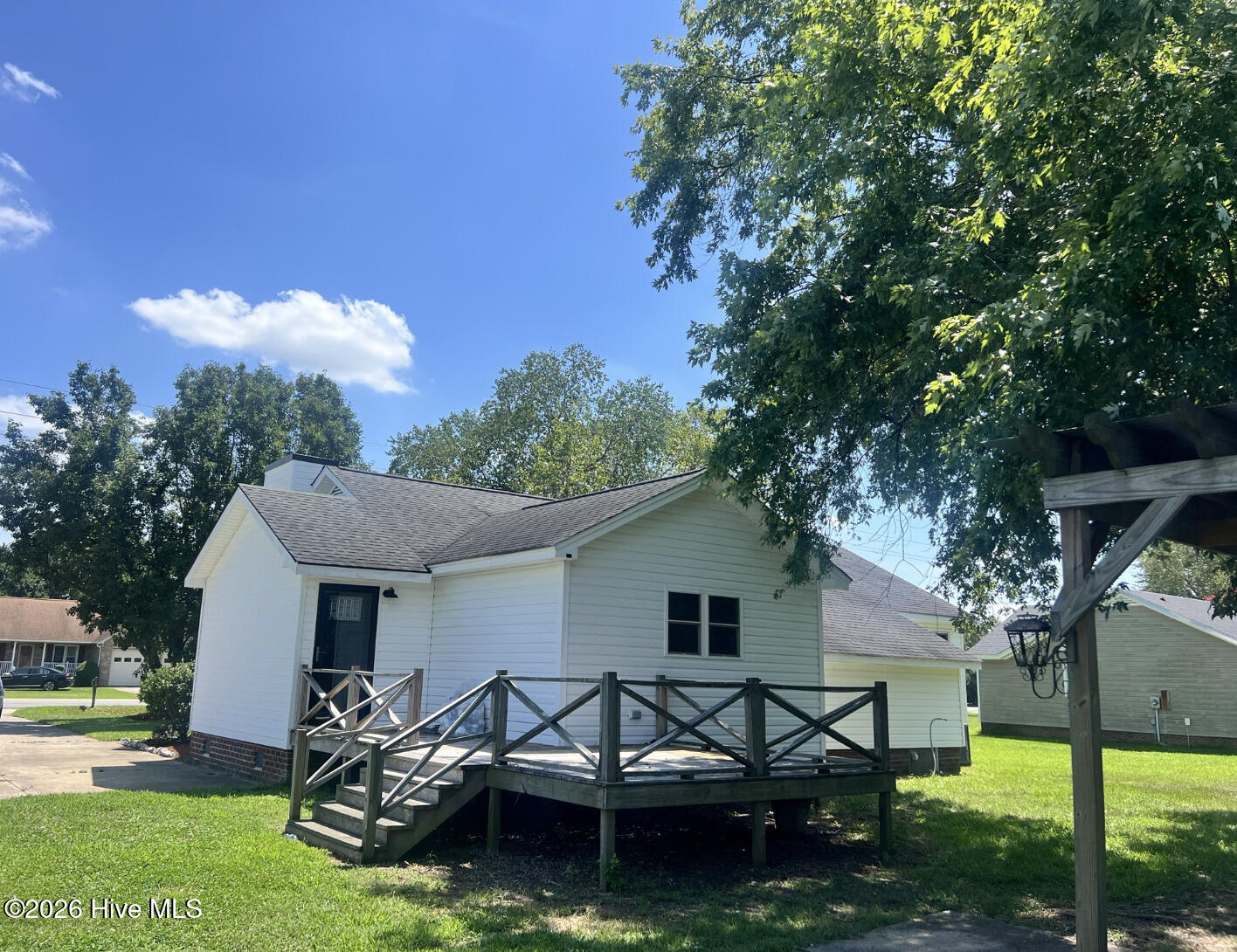 2504 Thomas Langston Road Property Photo 15