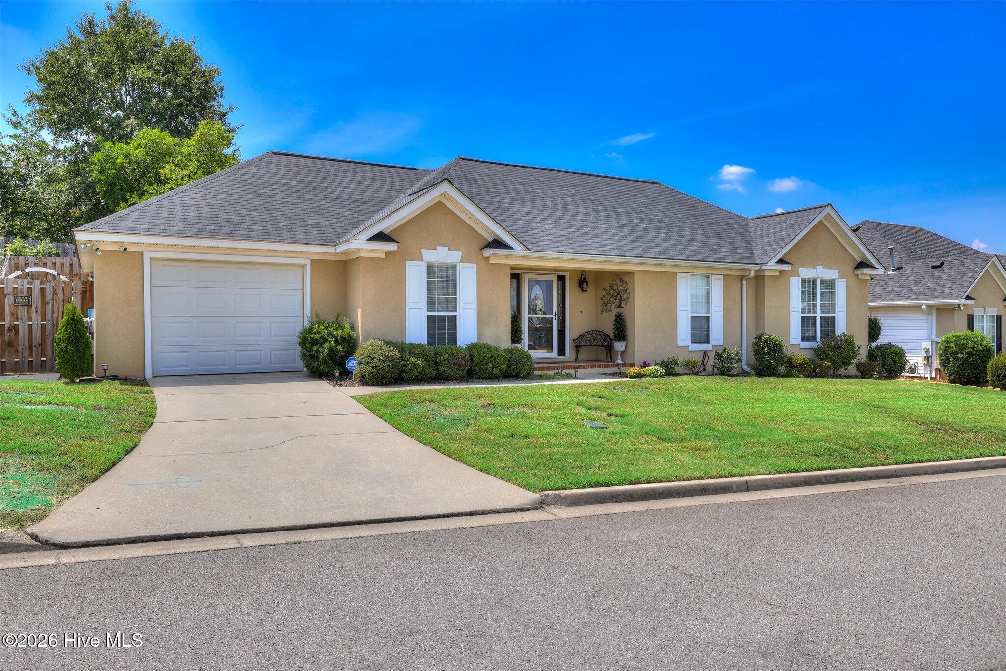 37 Hillwood Court Property Photo 2