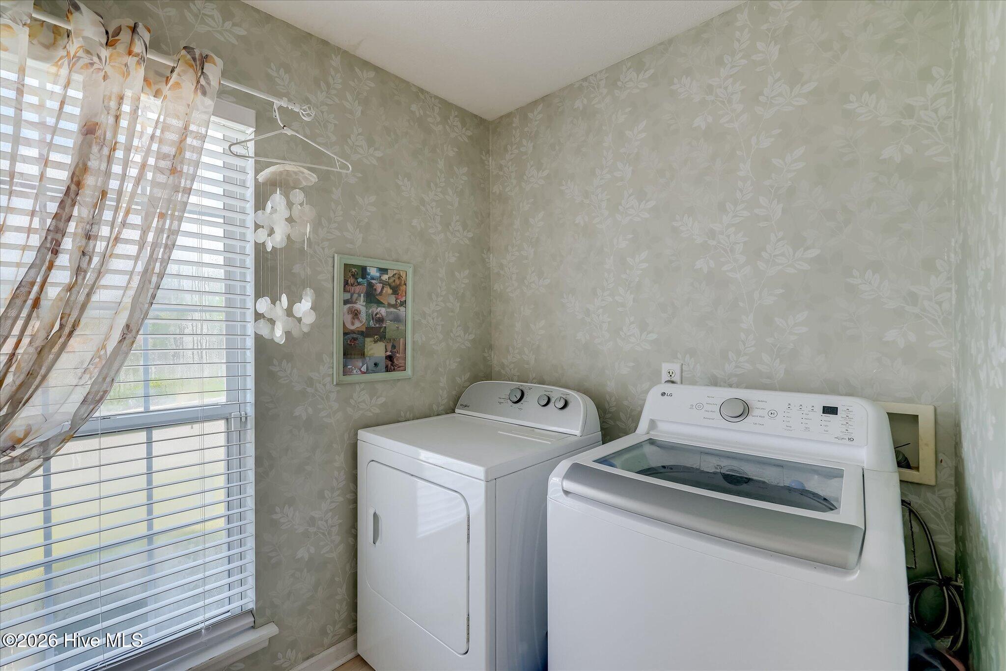 37 Hillwood Court Property Photo 32
