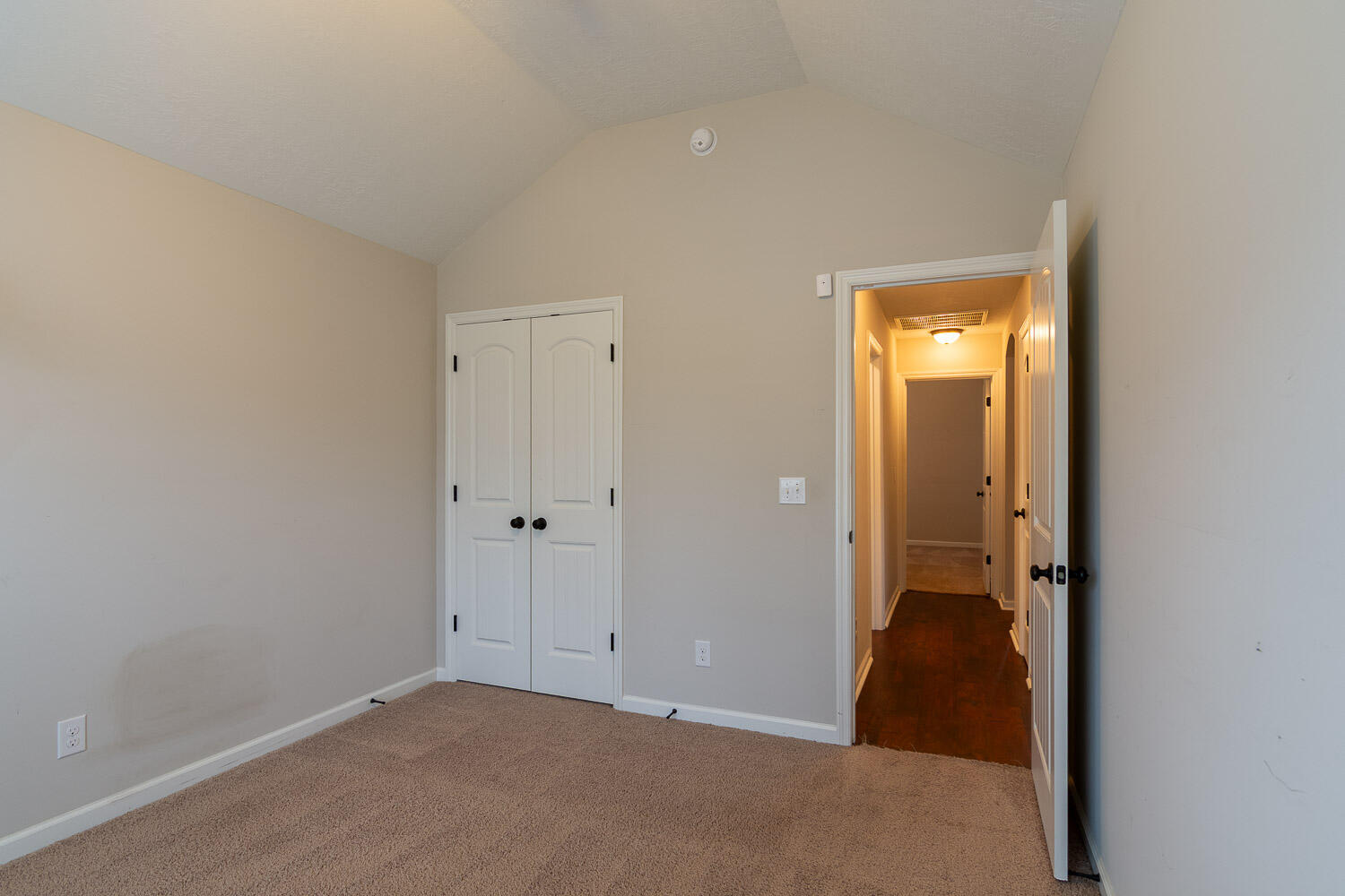 3237 Alexandria Drive Property Photo 19
