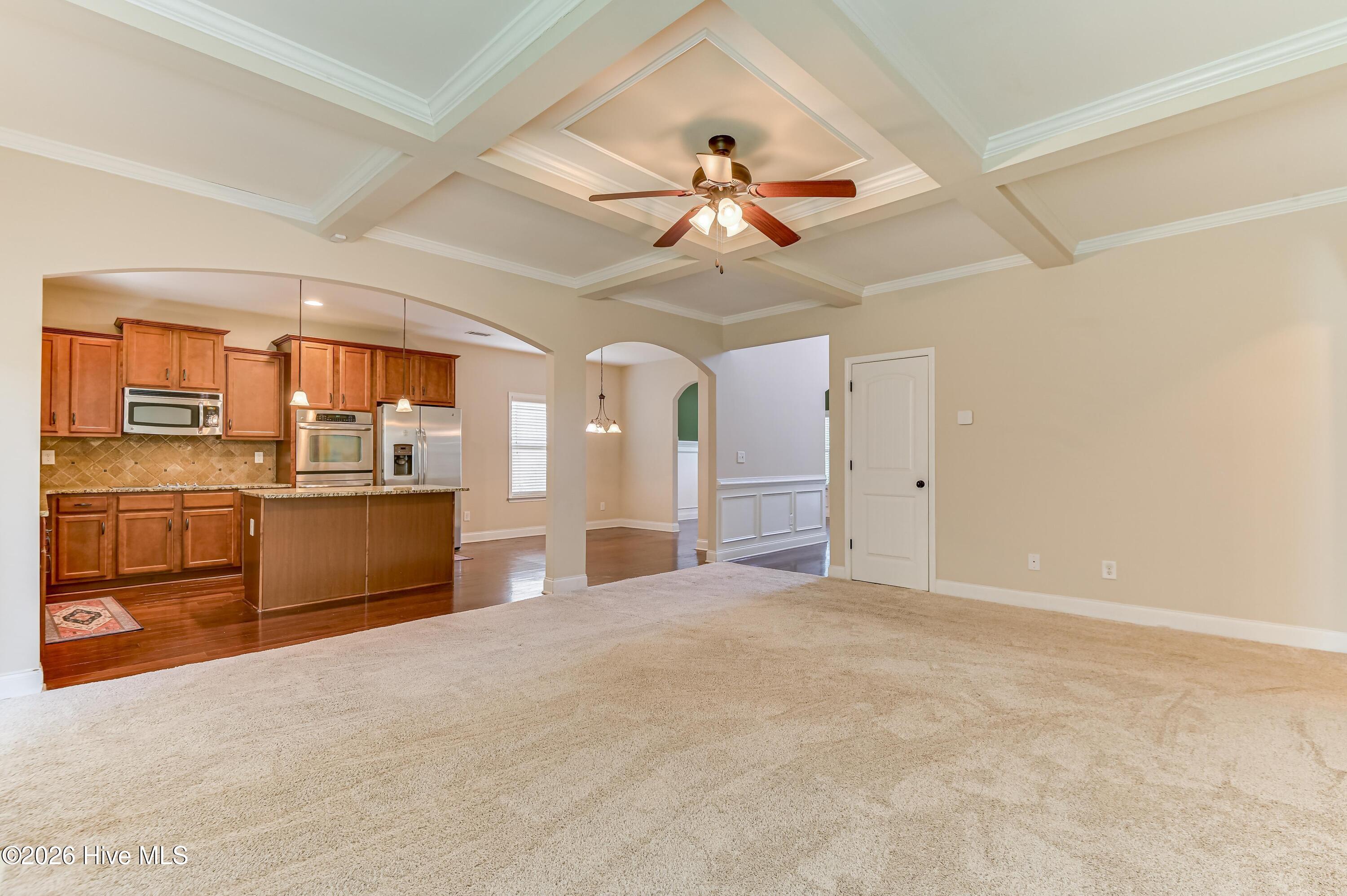 3830 Berkshire Way Property Photo 4