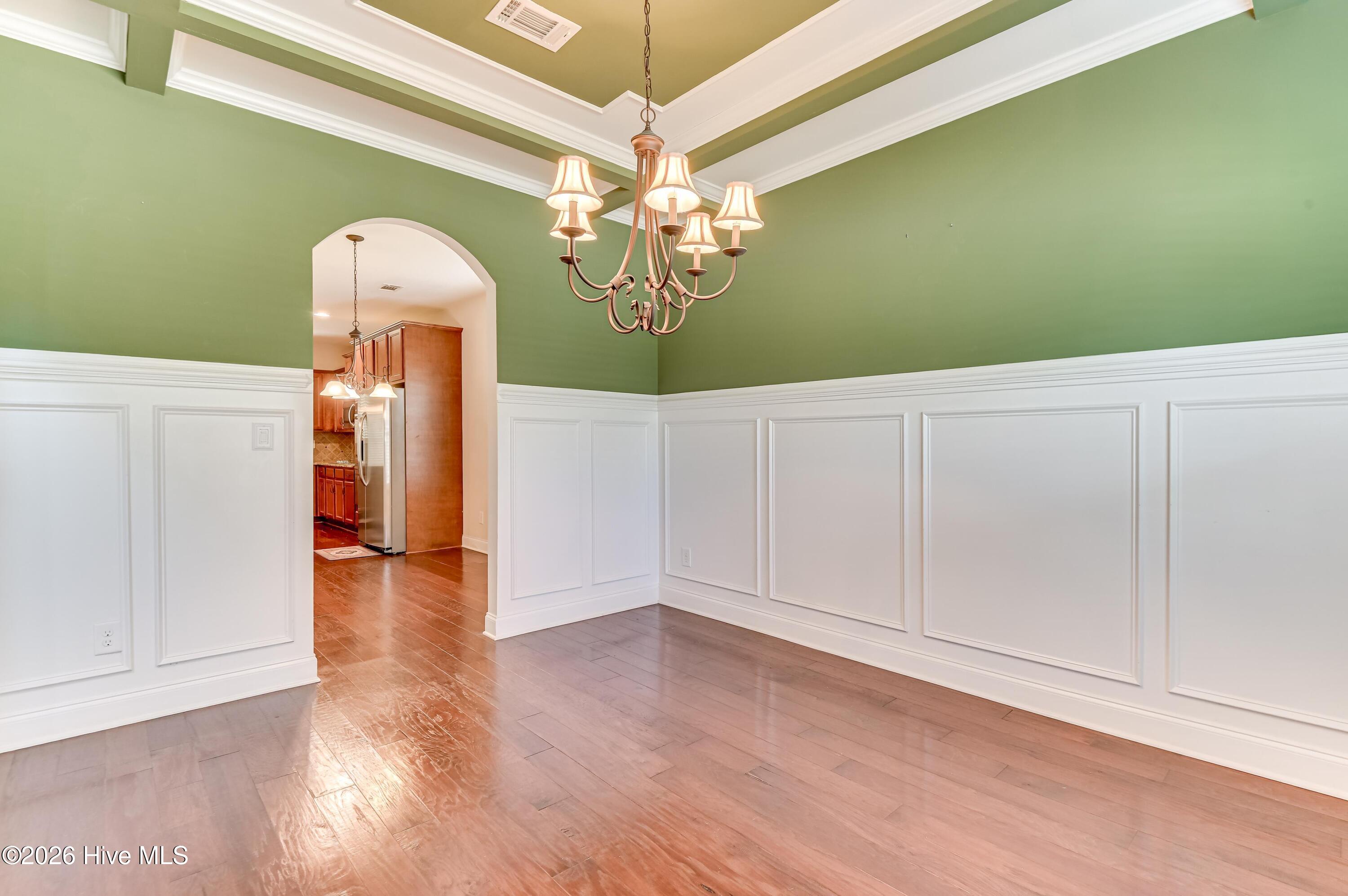3830 Berkshire Way Property Photo 8