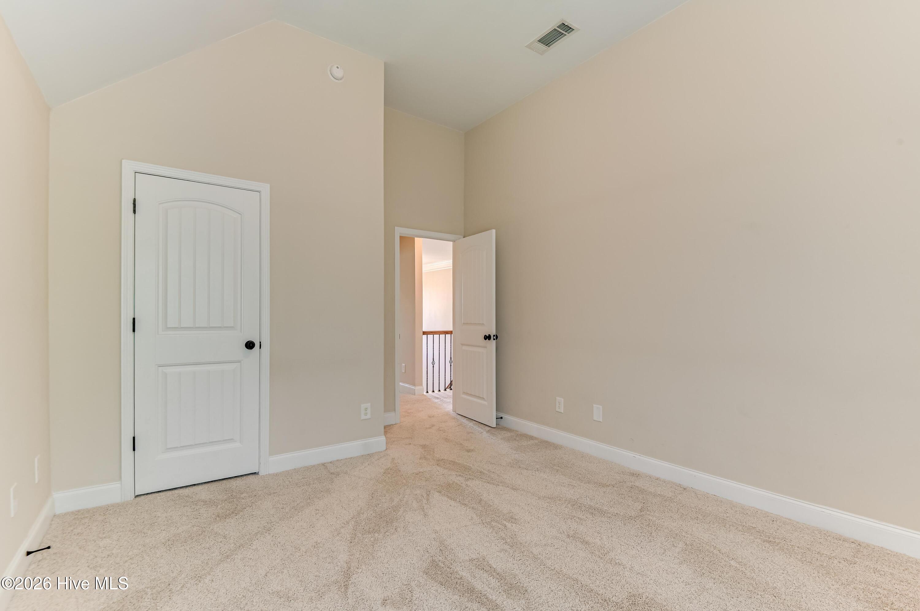 3830 Berkshire Way Property Photo 19