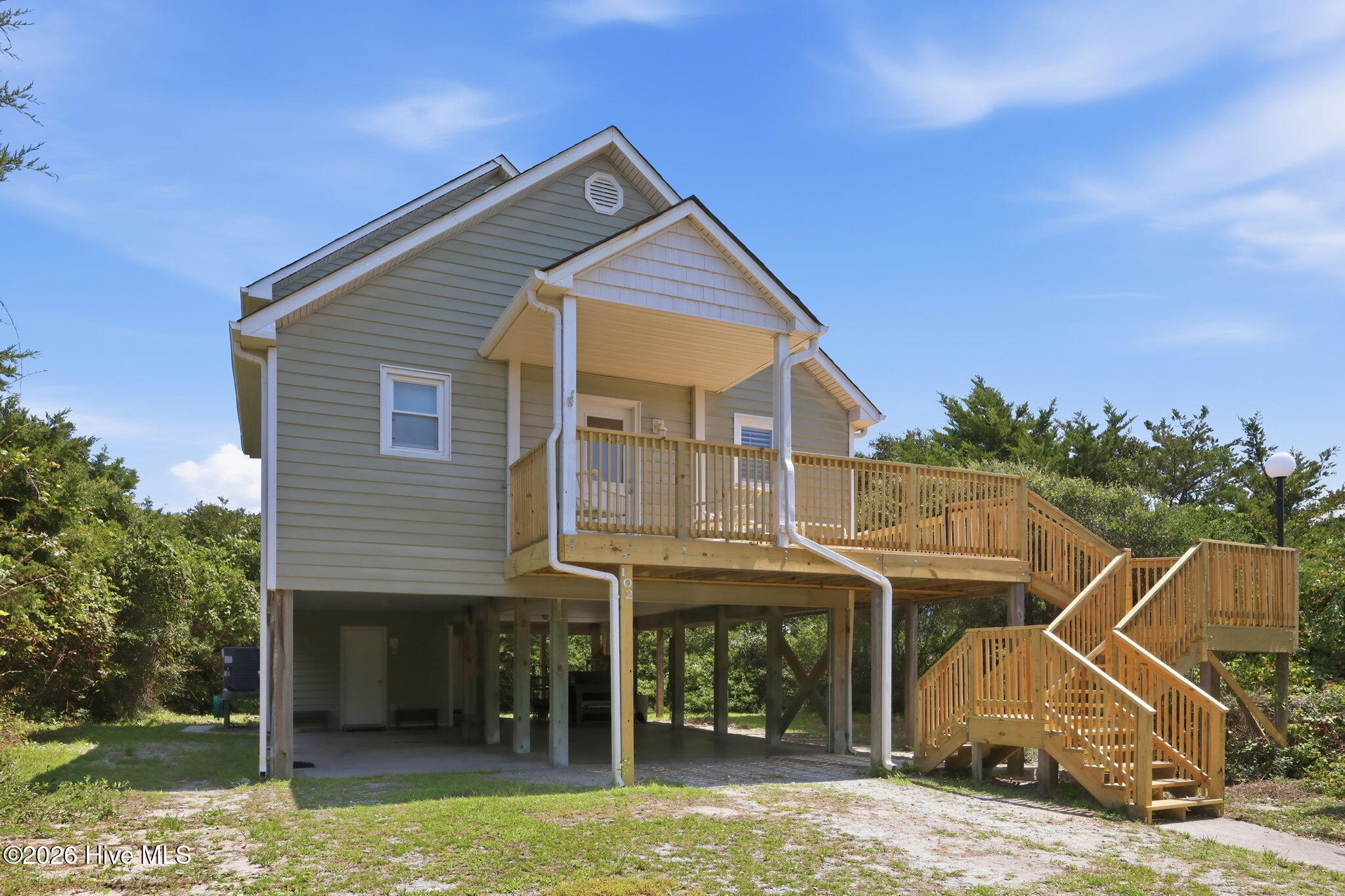 102 Periwinkle Drive Property Photo 1