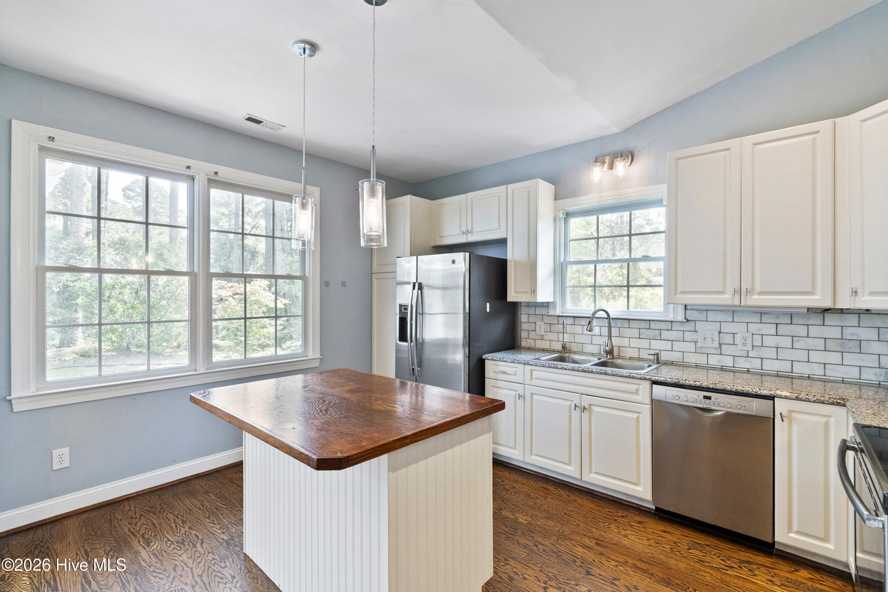 4908 Dewars Circle Property Photo 17