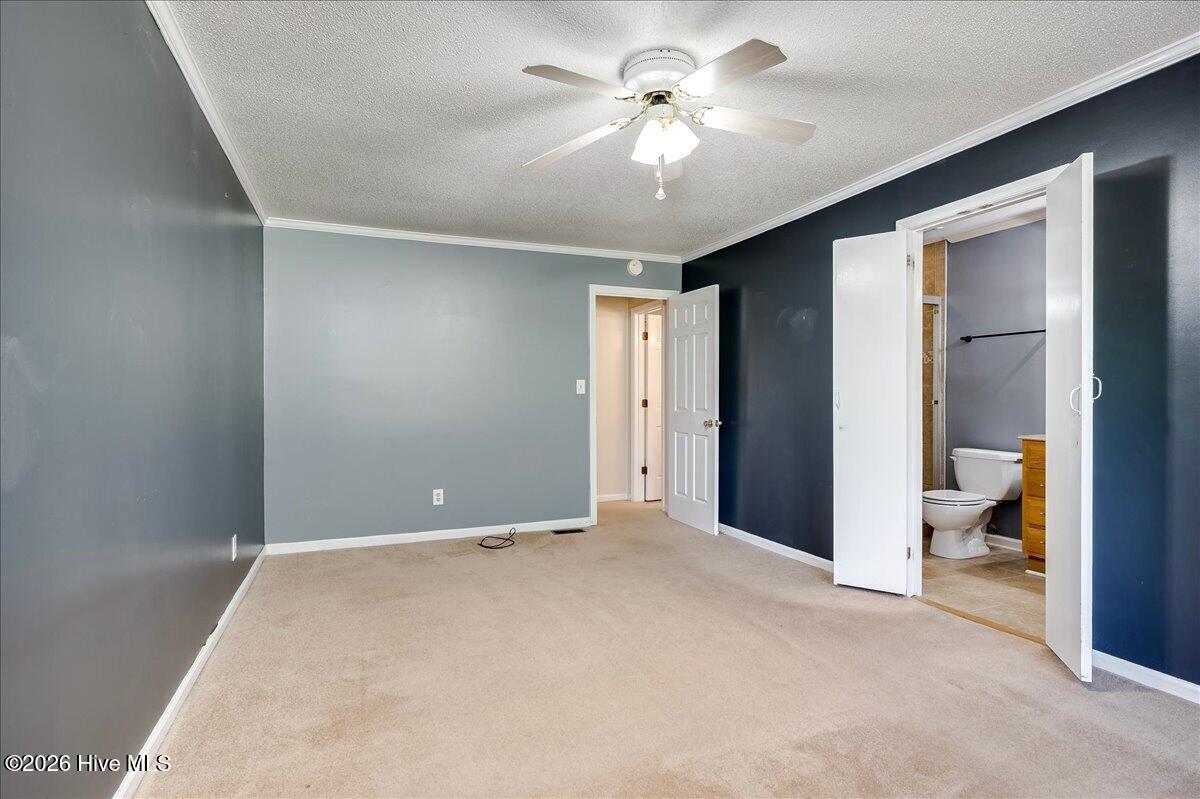 6 Foxhil Drive Property Photo 15