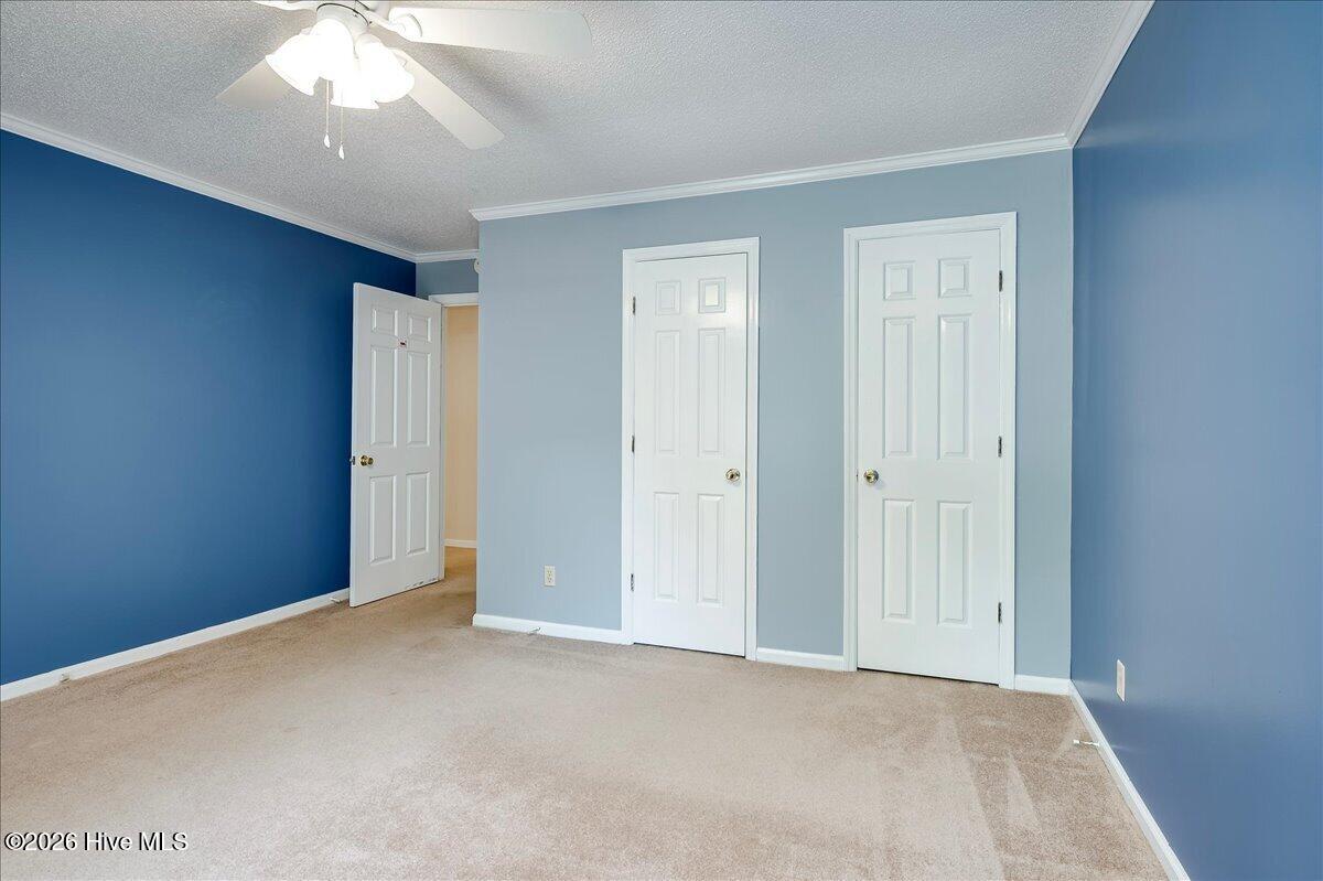 6 Foxhil Drive Property Photo 18