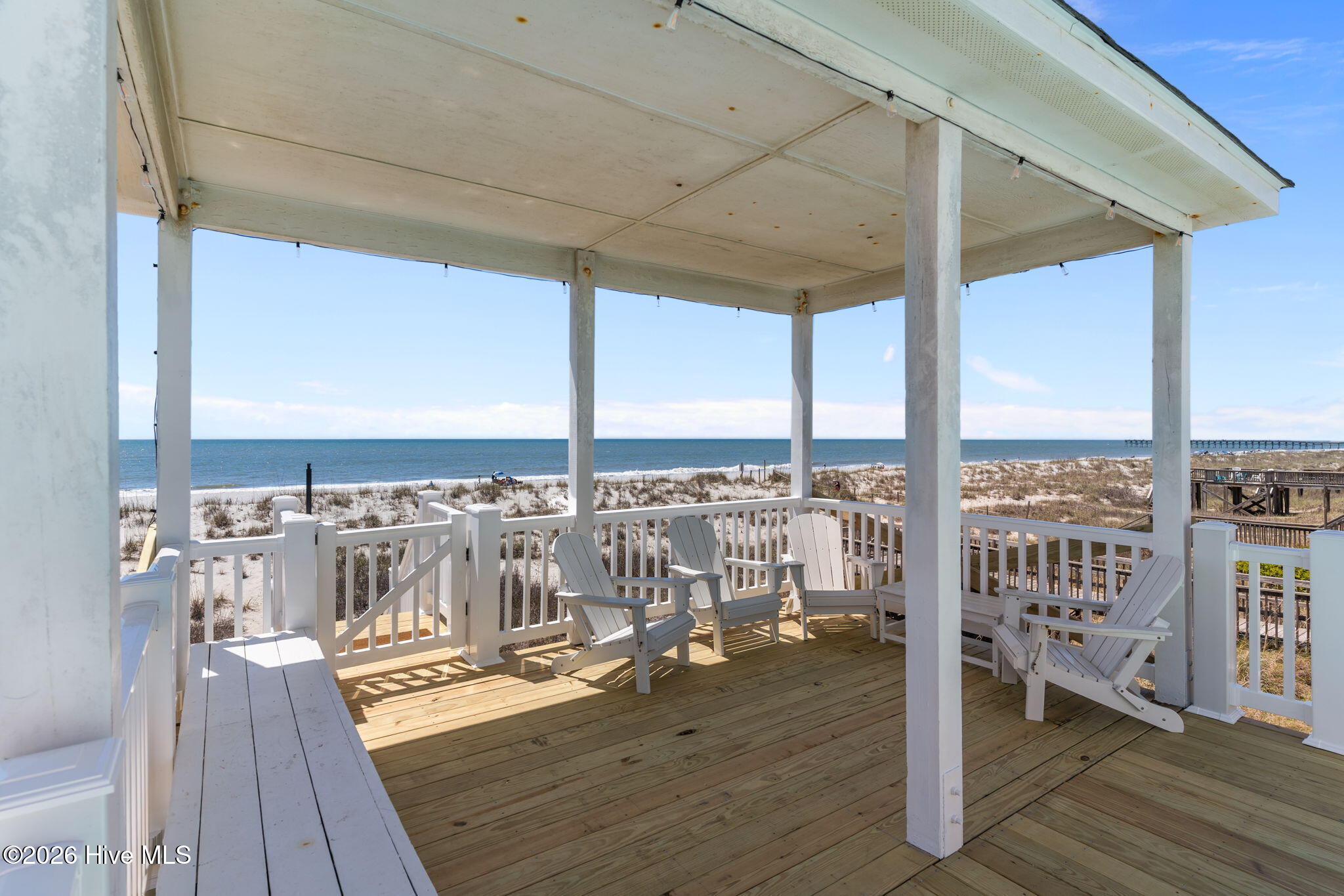 2205 E Beach Drive Property Photo 40