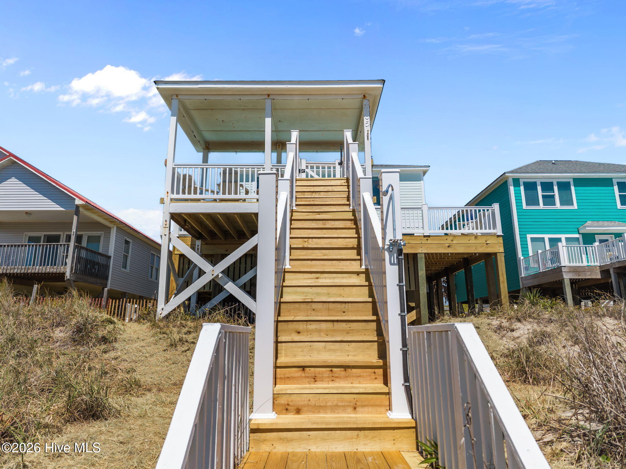 2205 E Beach Drive Property Photo 53