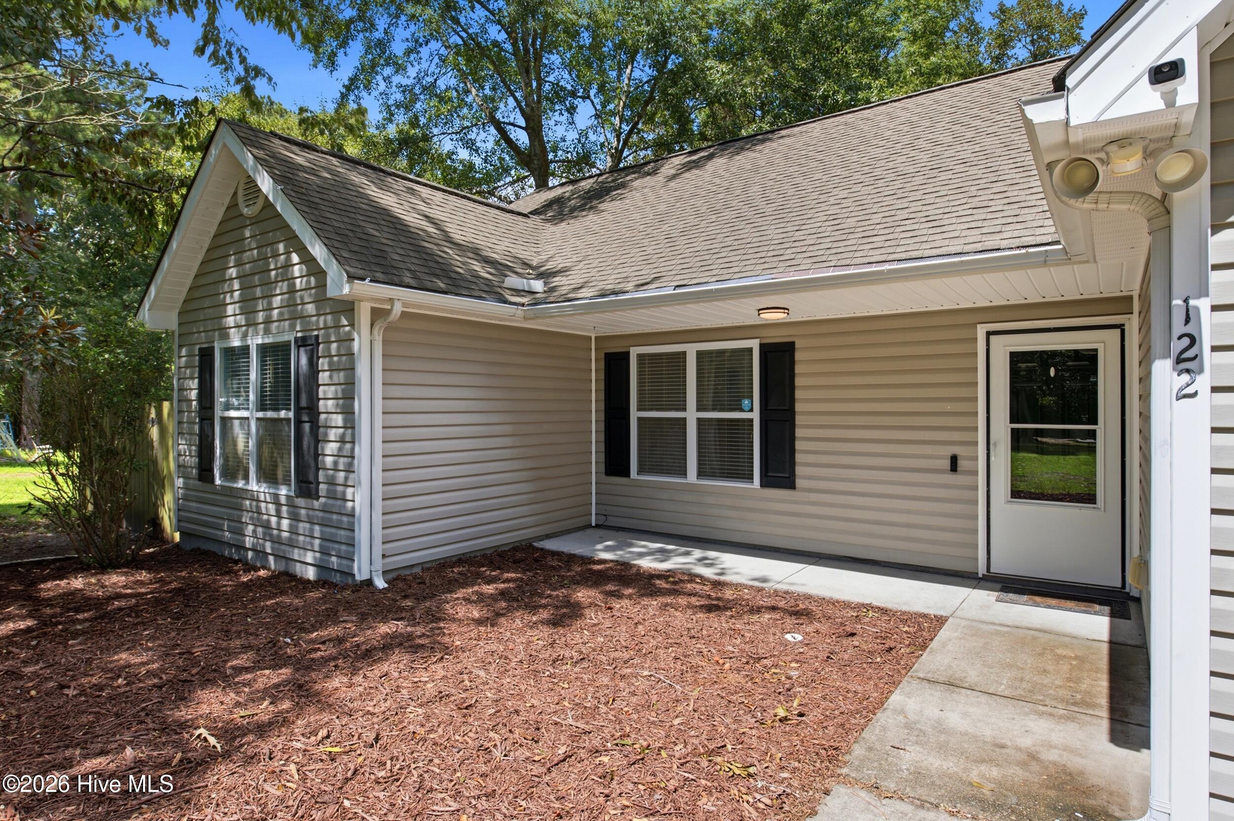 122 Pond View Circle Property Photo 2