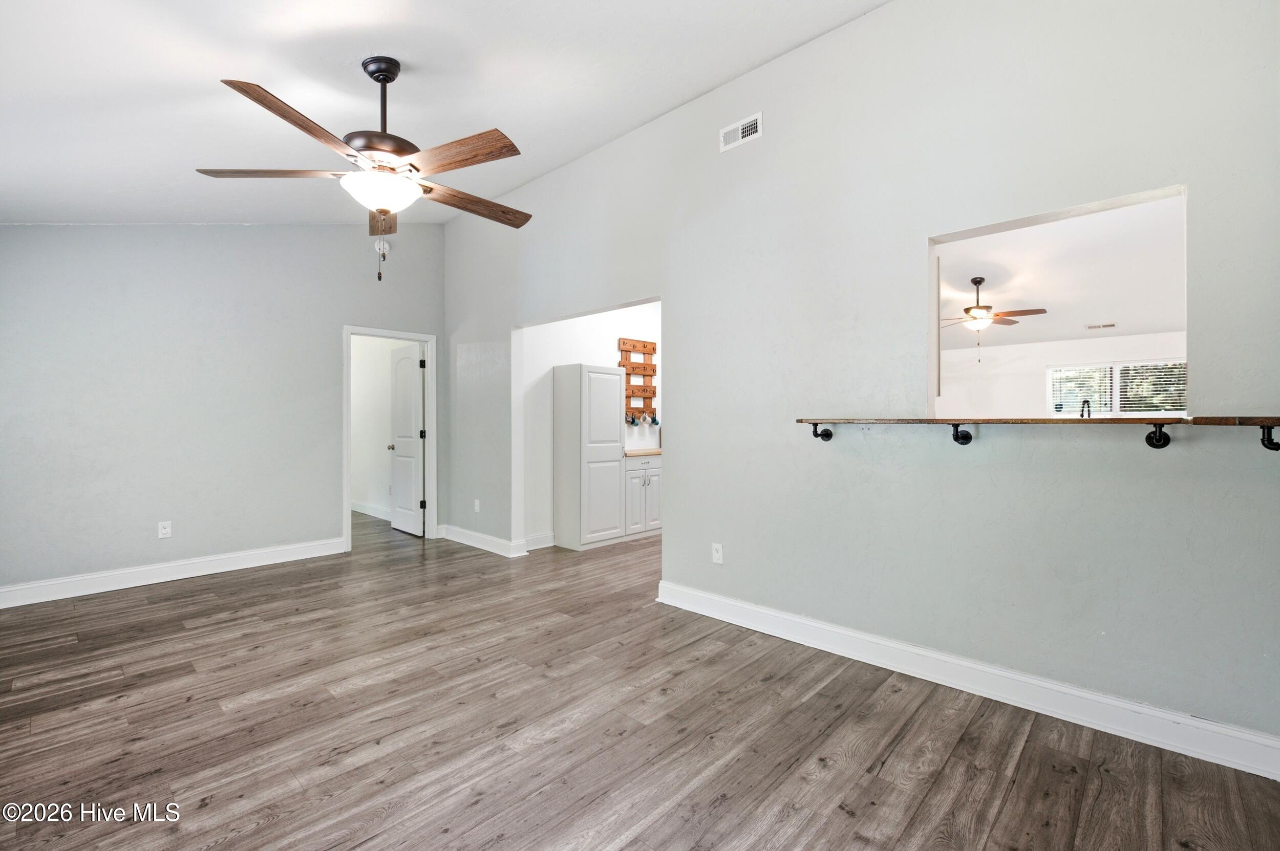 122 Pond View Circle Property Photo 10