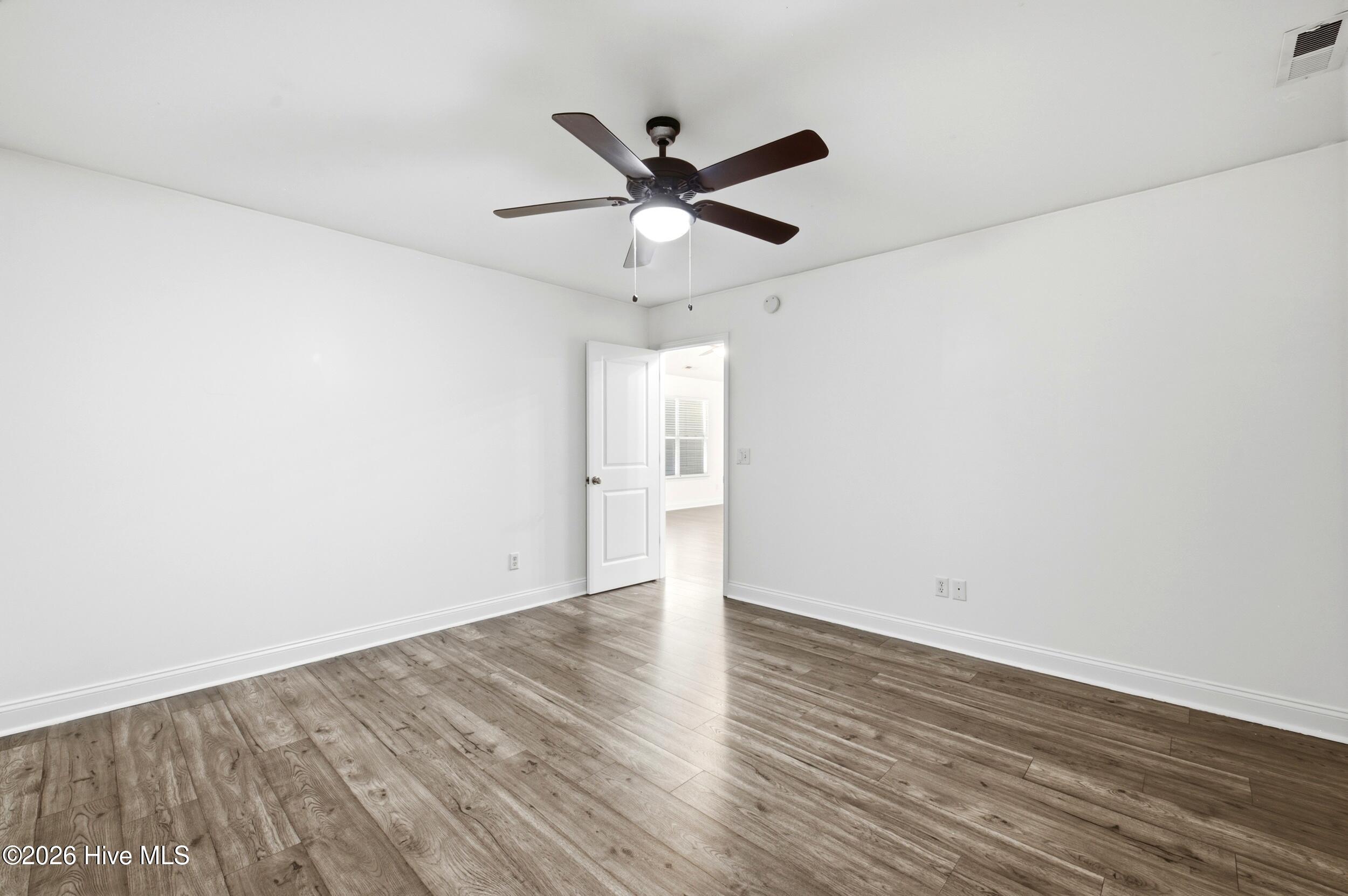 122 Pond View Circle Property Photo 10