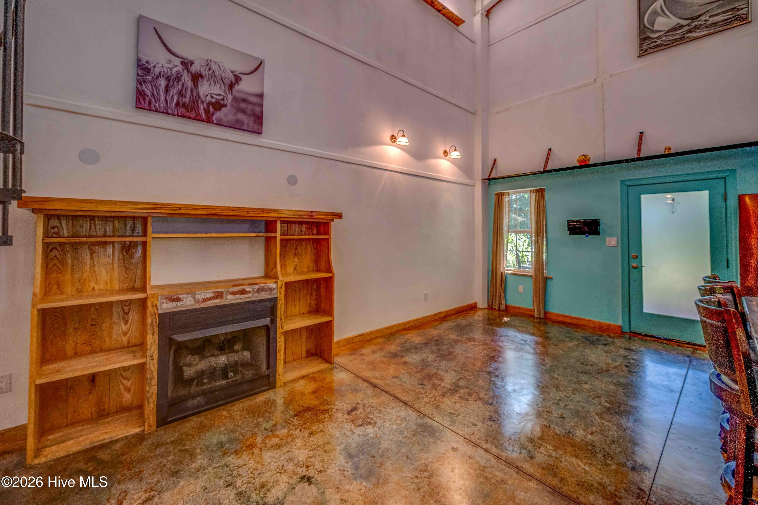 15 Ranger Hill Property Photo 10
