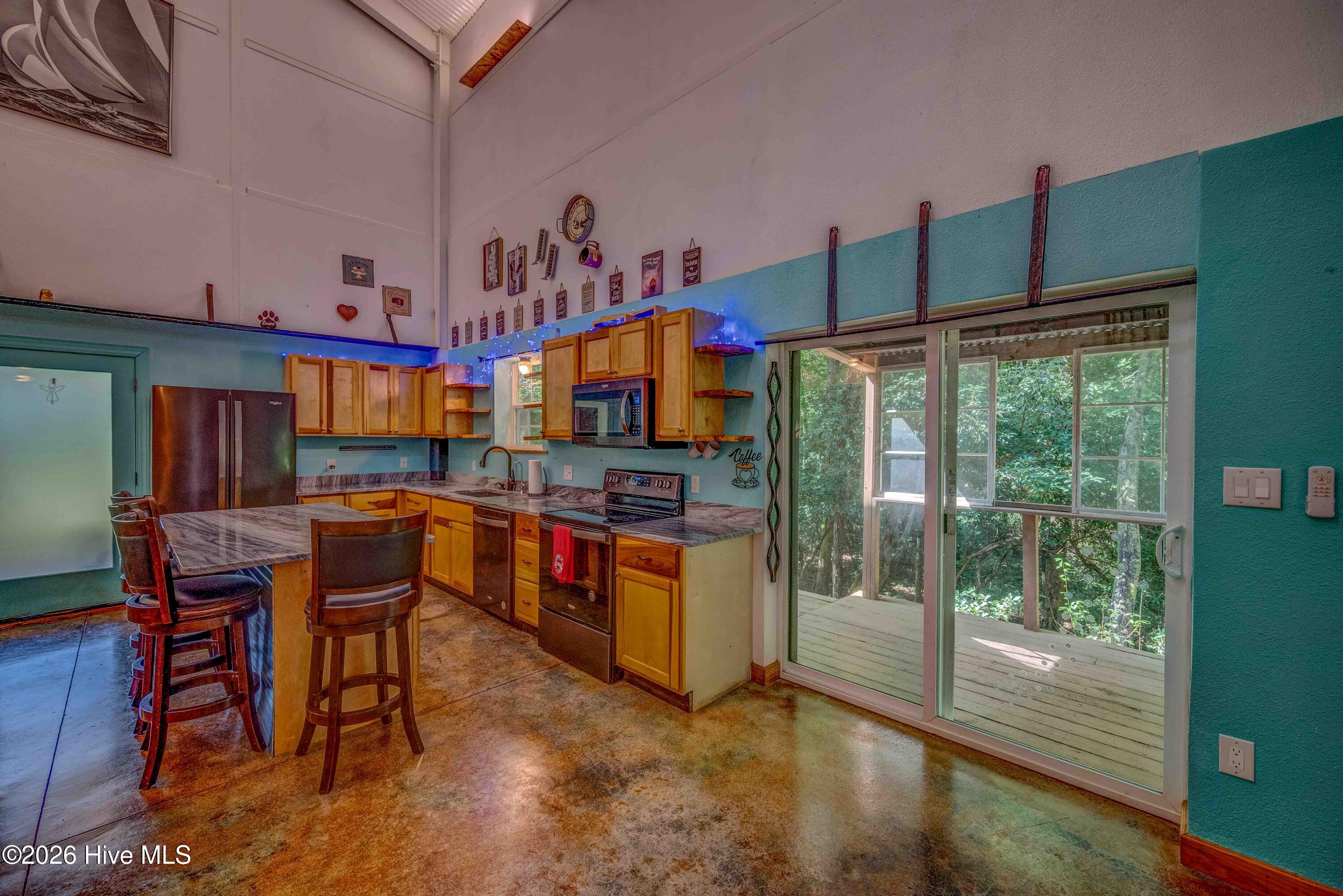 15 Ranger Hill Property Photo 11