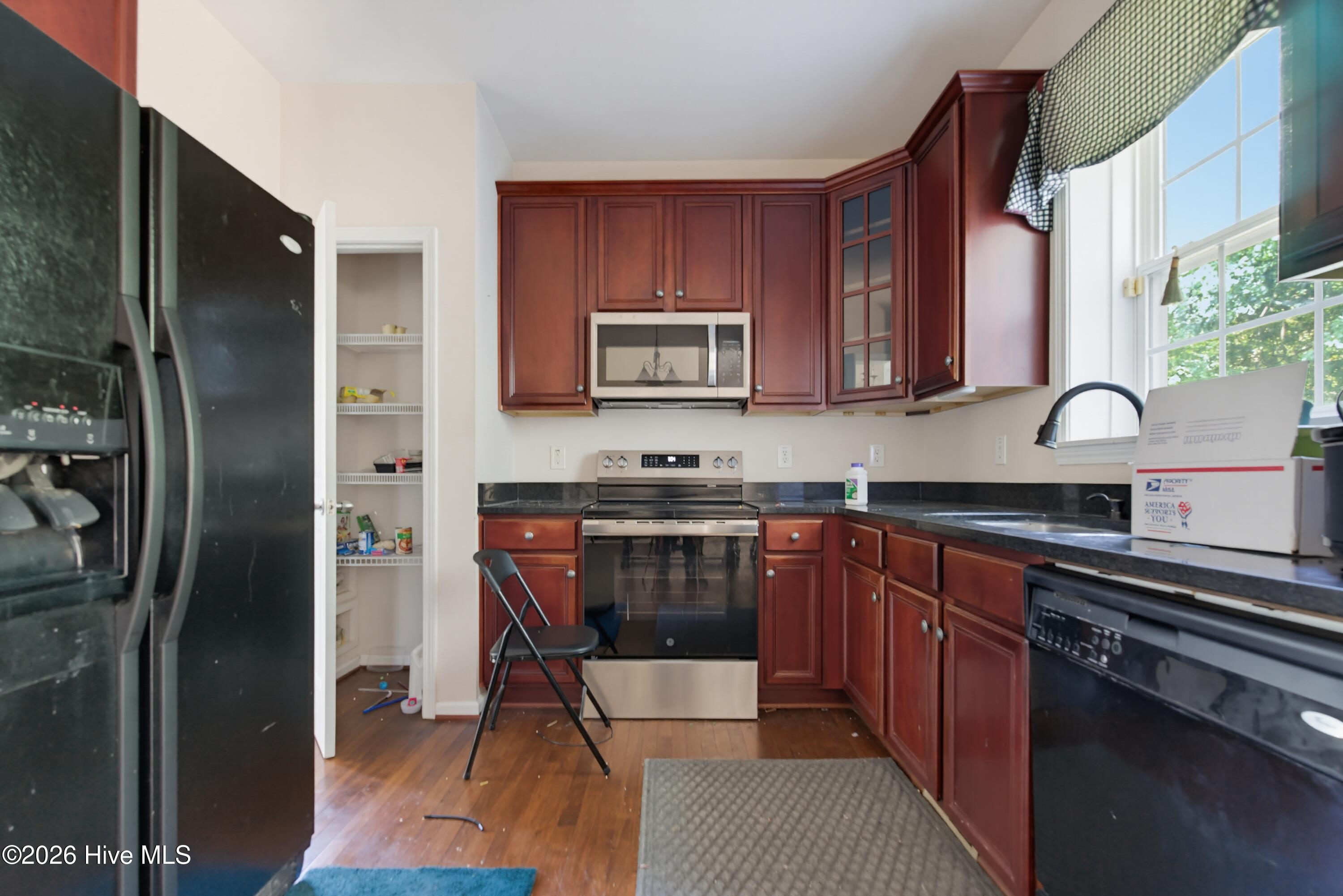 9605 Burge Court Property Photo 17