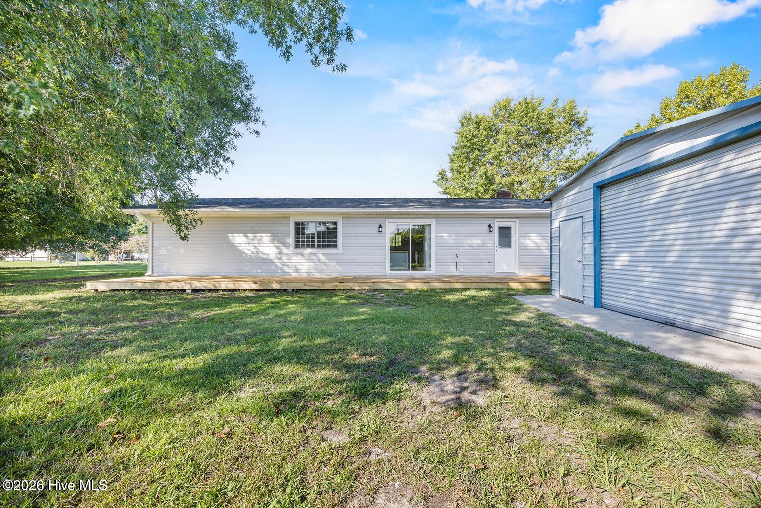 500 Emily Loop Property Photo 4