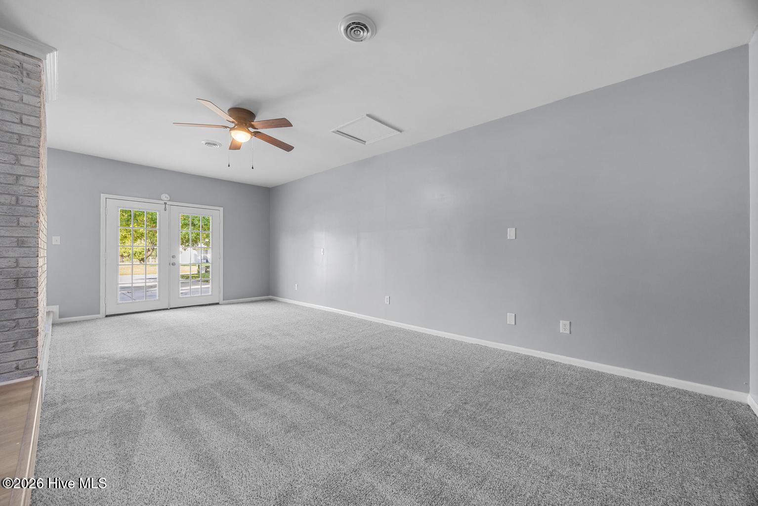 500 Emily Loop Property Photo 12