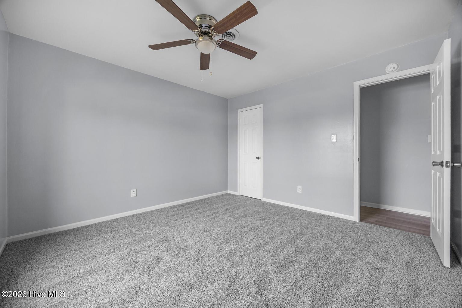 500 Emily Loop Property Photo 27