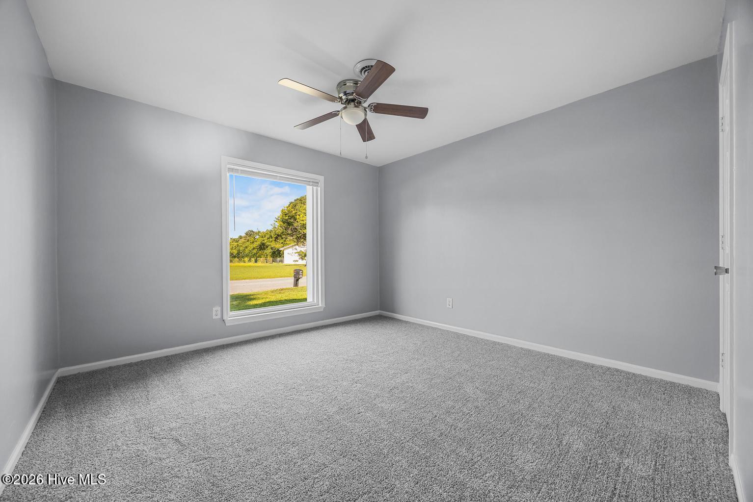 500 Emily Loop Property Photo 28