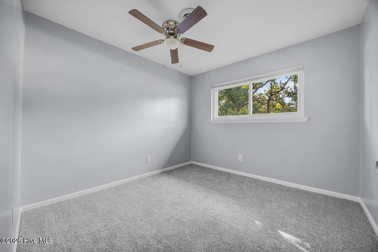 500 Emily Loop Property Photo 33