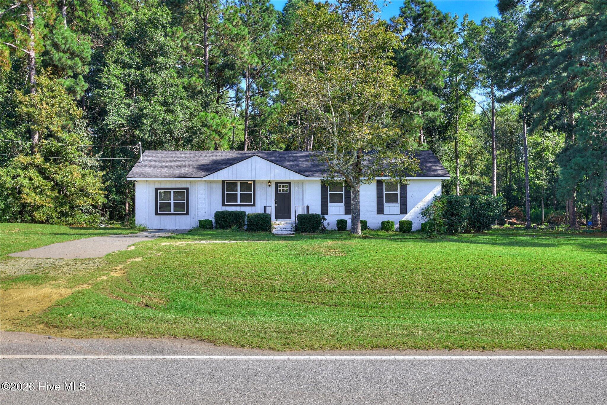 2612 Hobbs Mill Road Property Photo 2