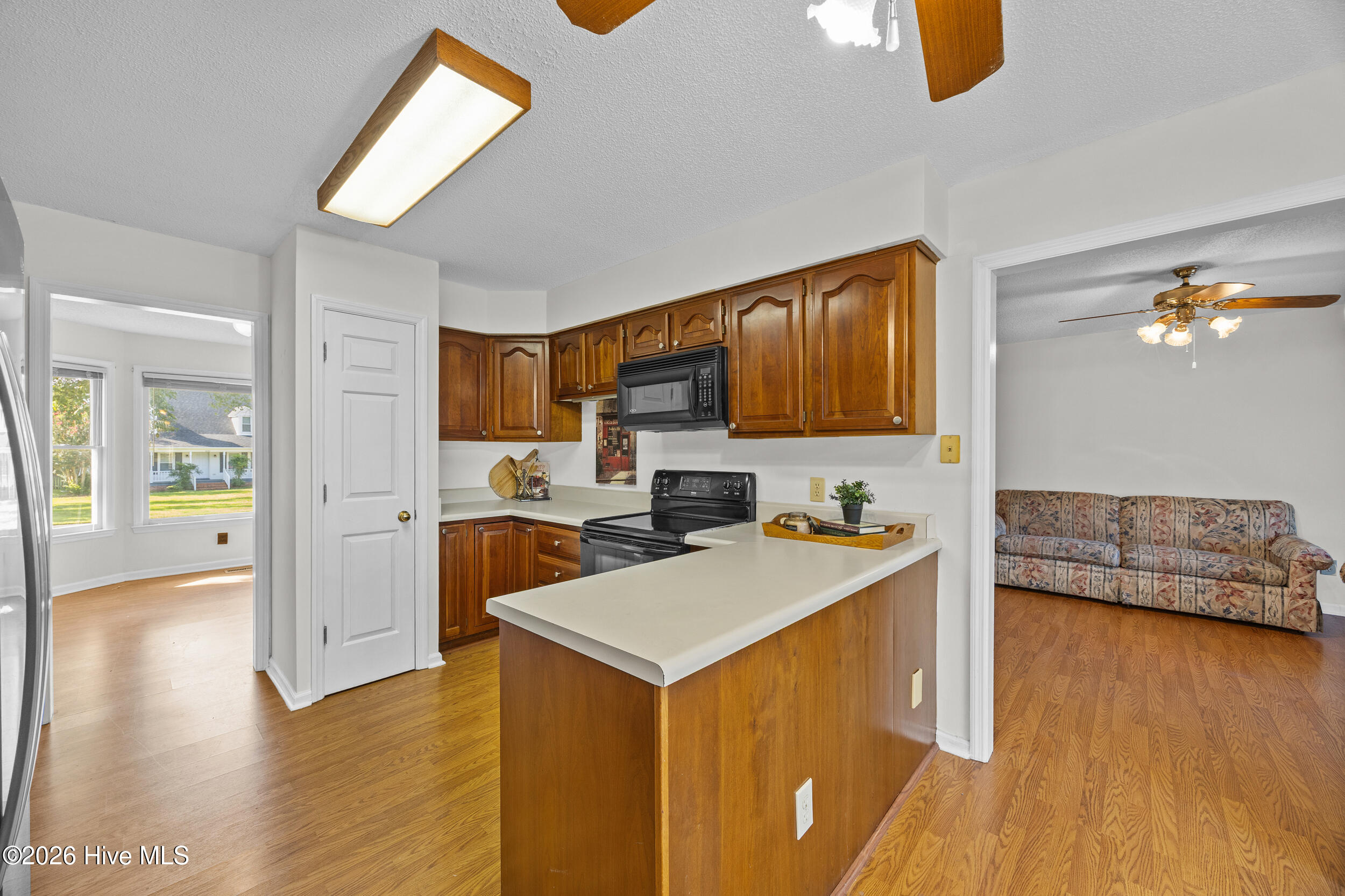 6200 Strawfield Drive Property Photo 7