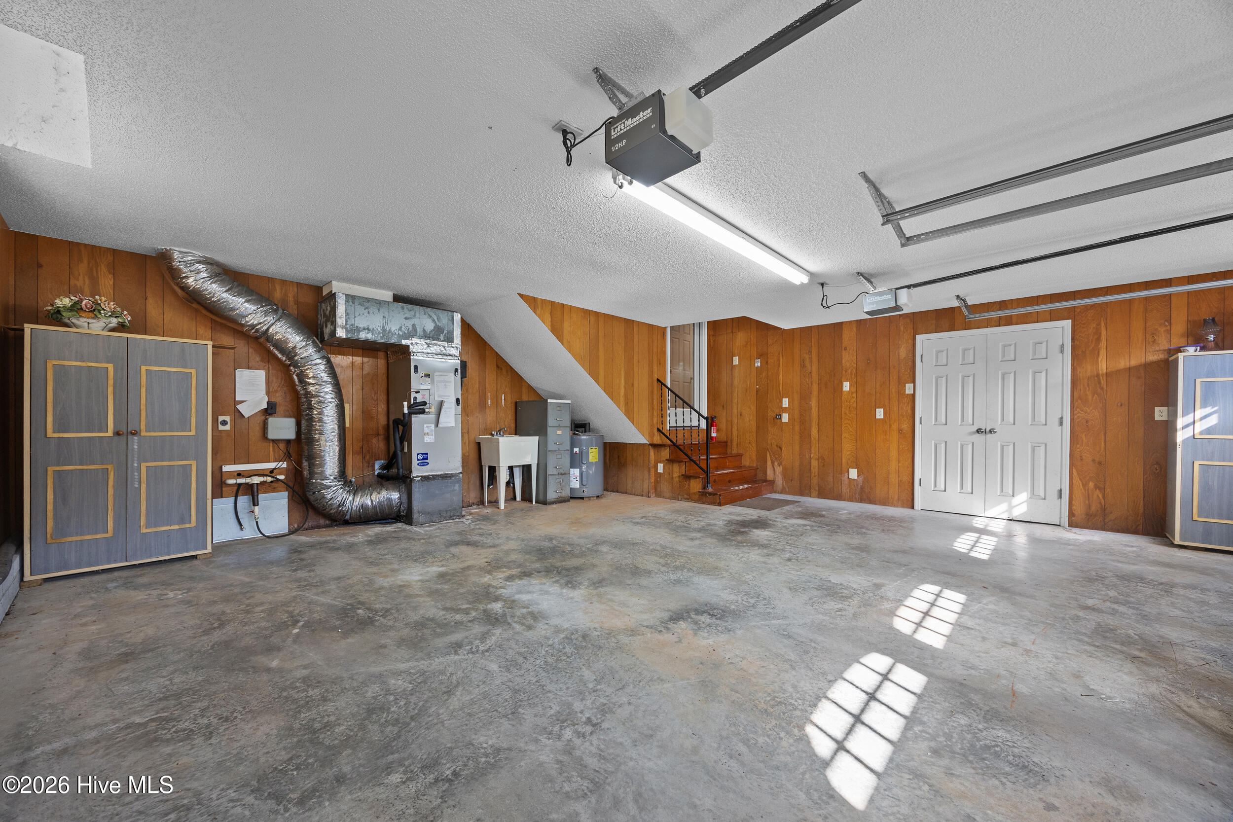 6200 Strawfield Drive Property Photo 35
