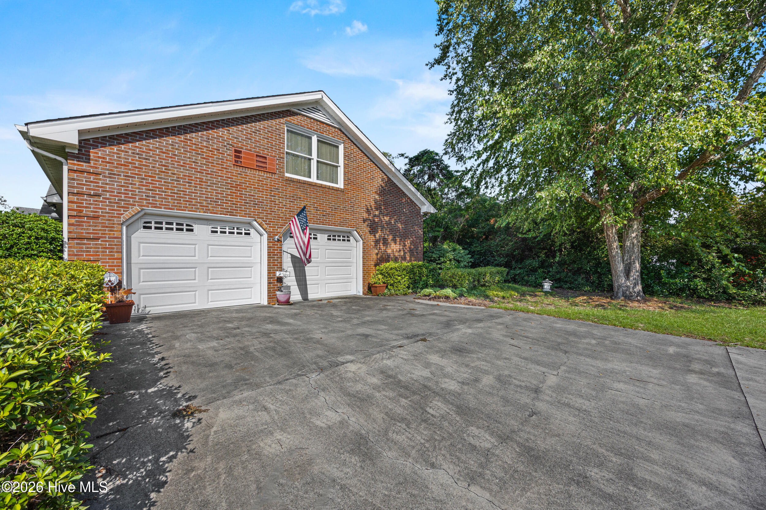 6200 Strawfield Drive Property Photo 37
