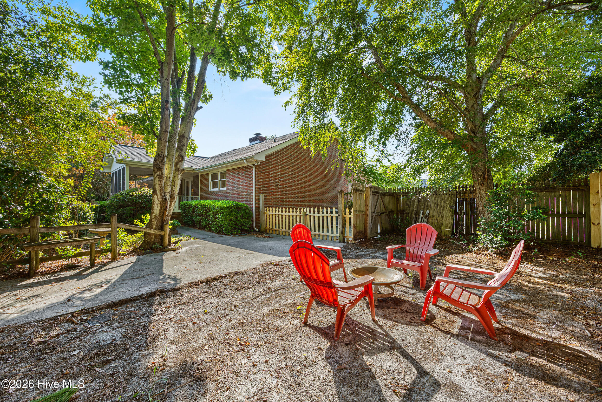 6200 Strawfield Drive Property Photo 39