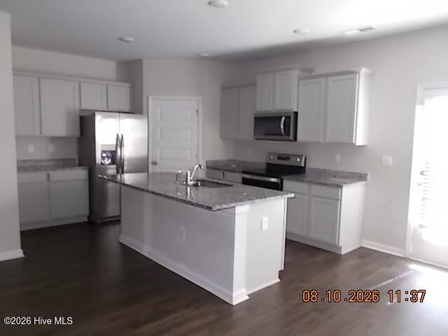 5452 Thrasher Lane Property Photo 6