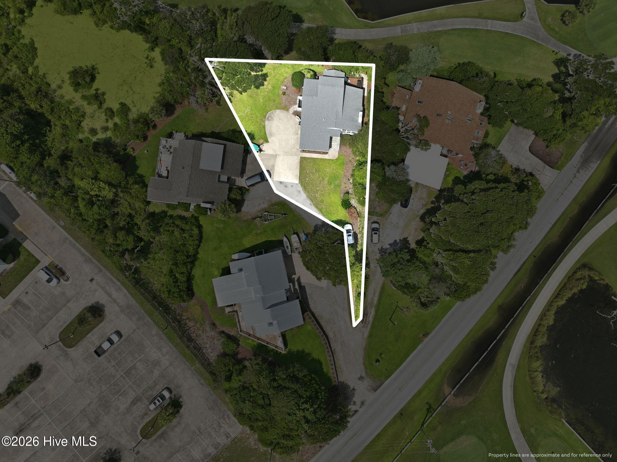 109 Oakleaf Drive Property Photo 5