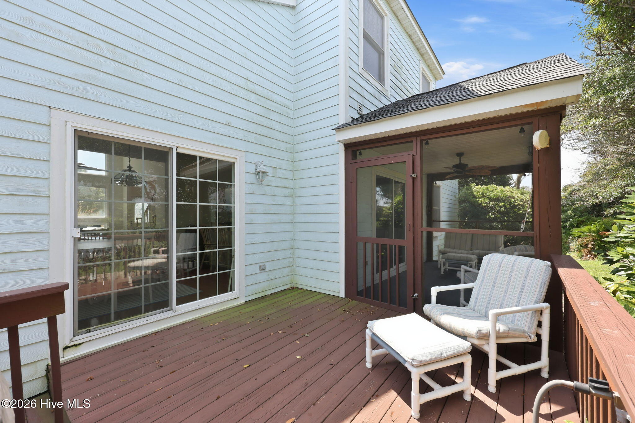 109 Oakleaf Drive Property Photo 45
