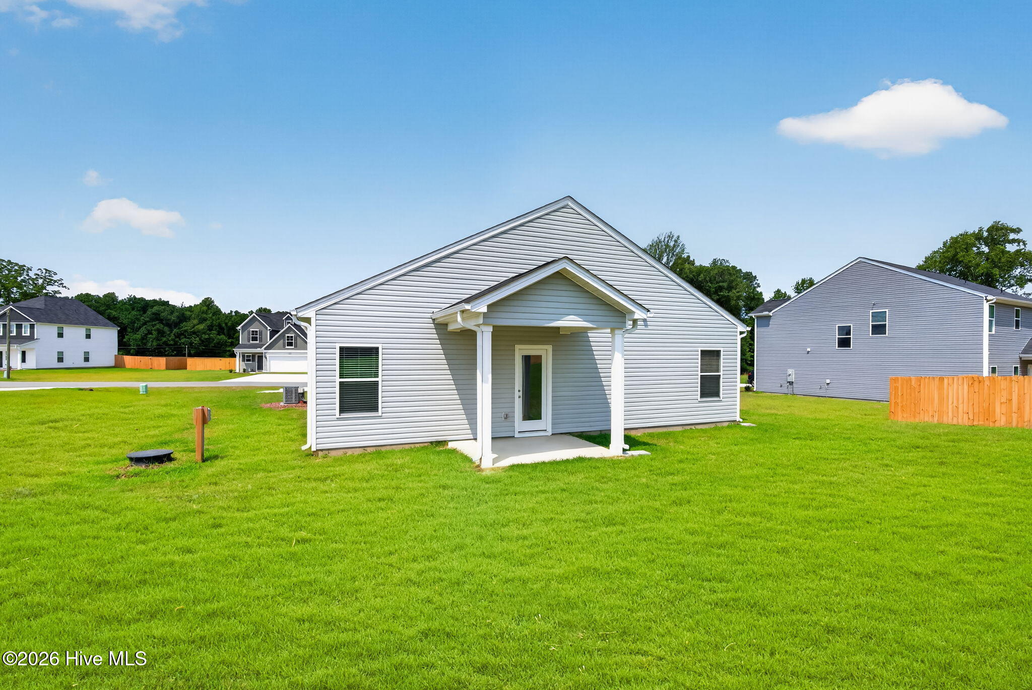 110 Rubyfield Court Property Photo 32