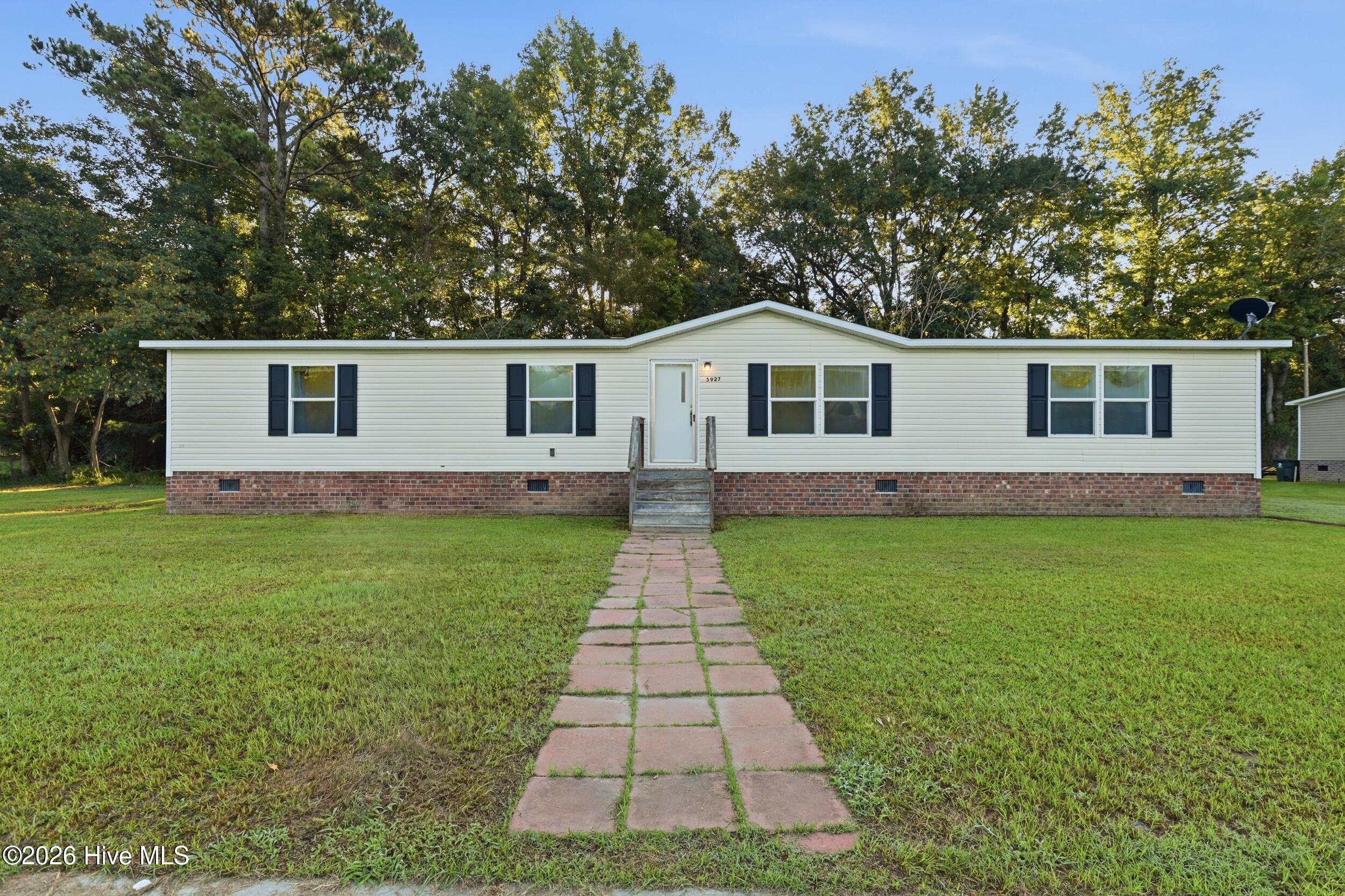 5927 Berkley Court Property Photo 2