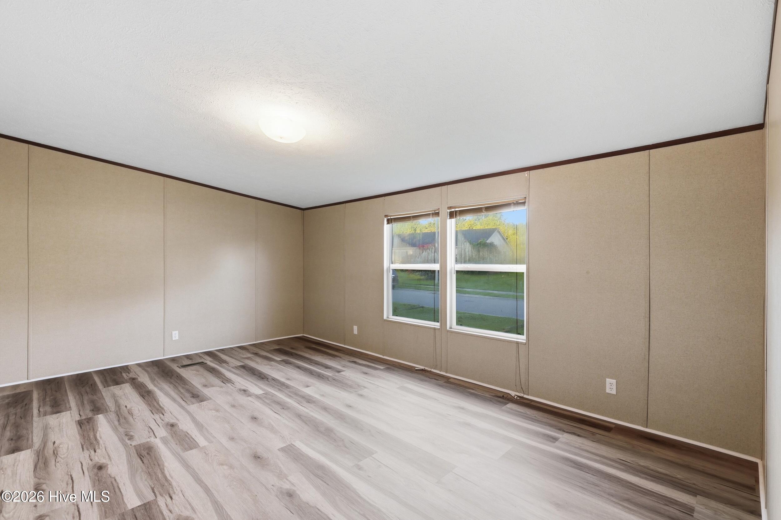 5927 Berkley Court Property Photo 8