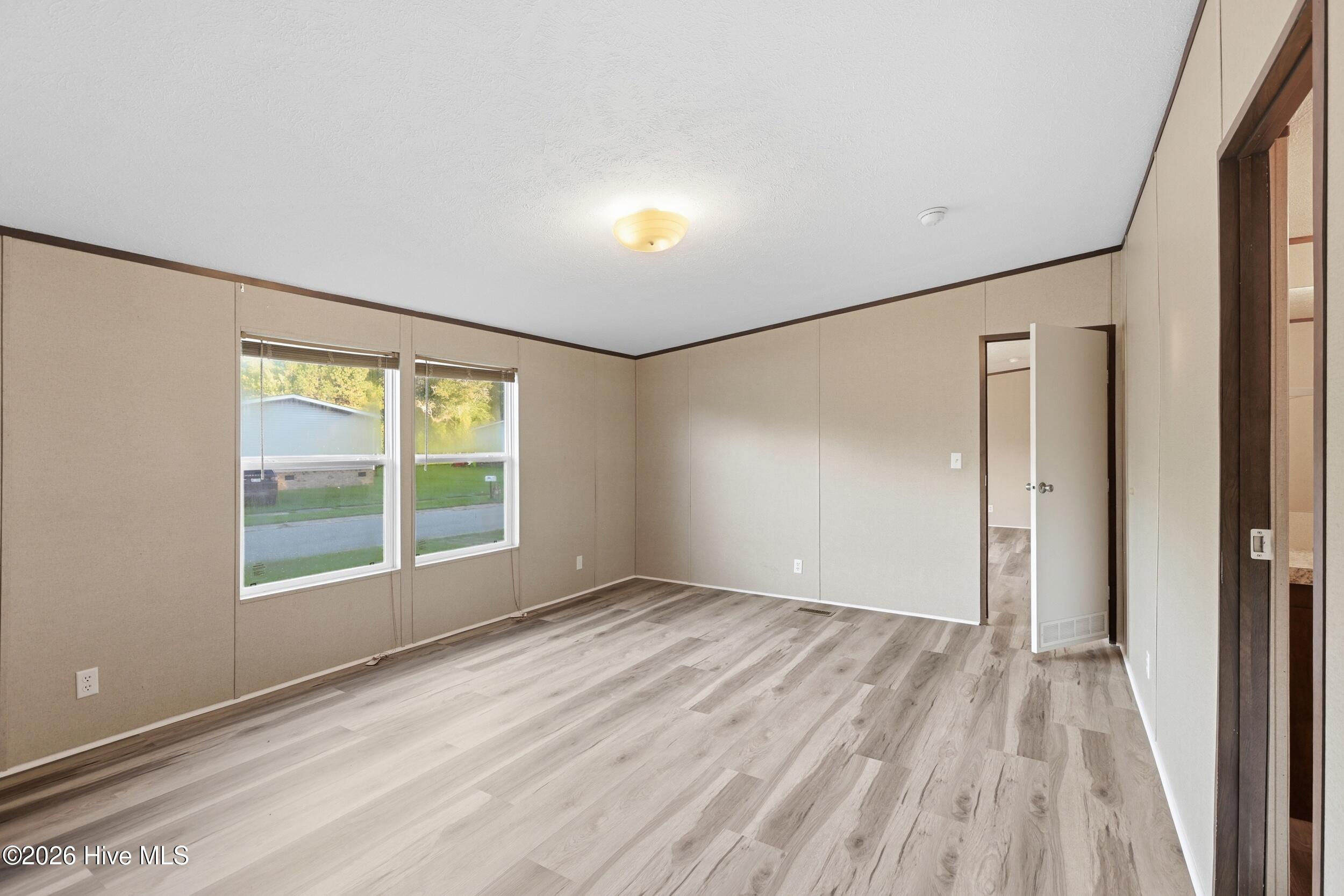 5927 Berkley Court Property Photo 10