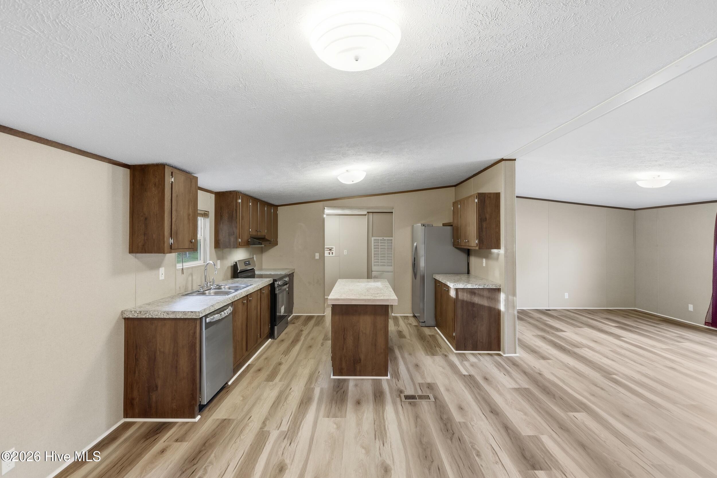 5927 Berkley Court Property Photo 14