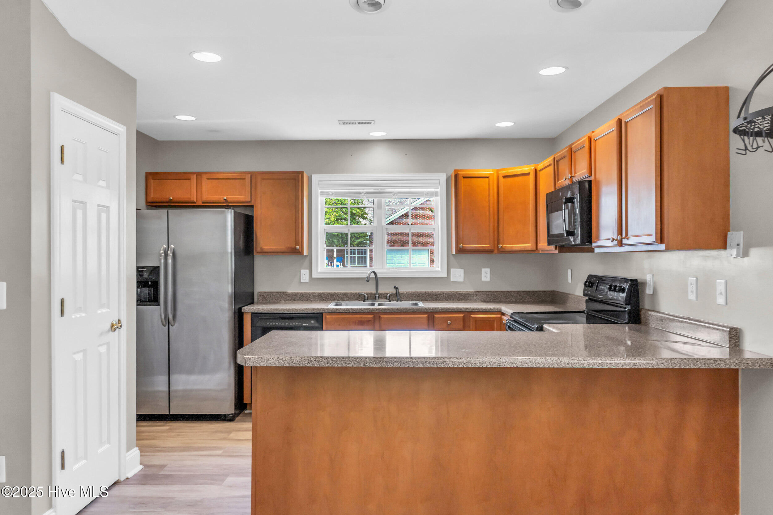 7826 Chip Shot Way Property Photo 3