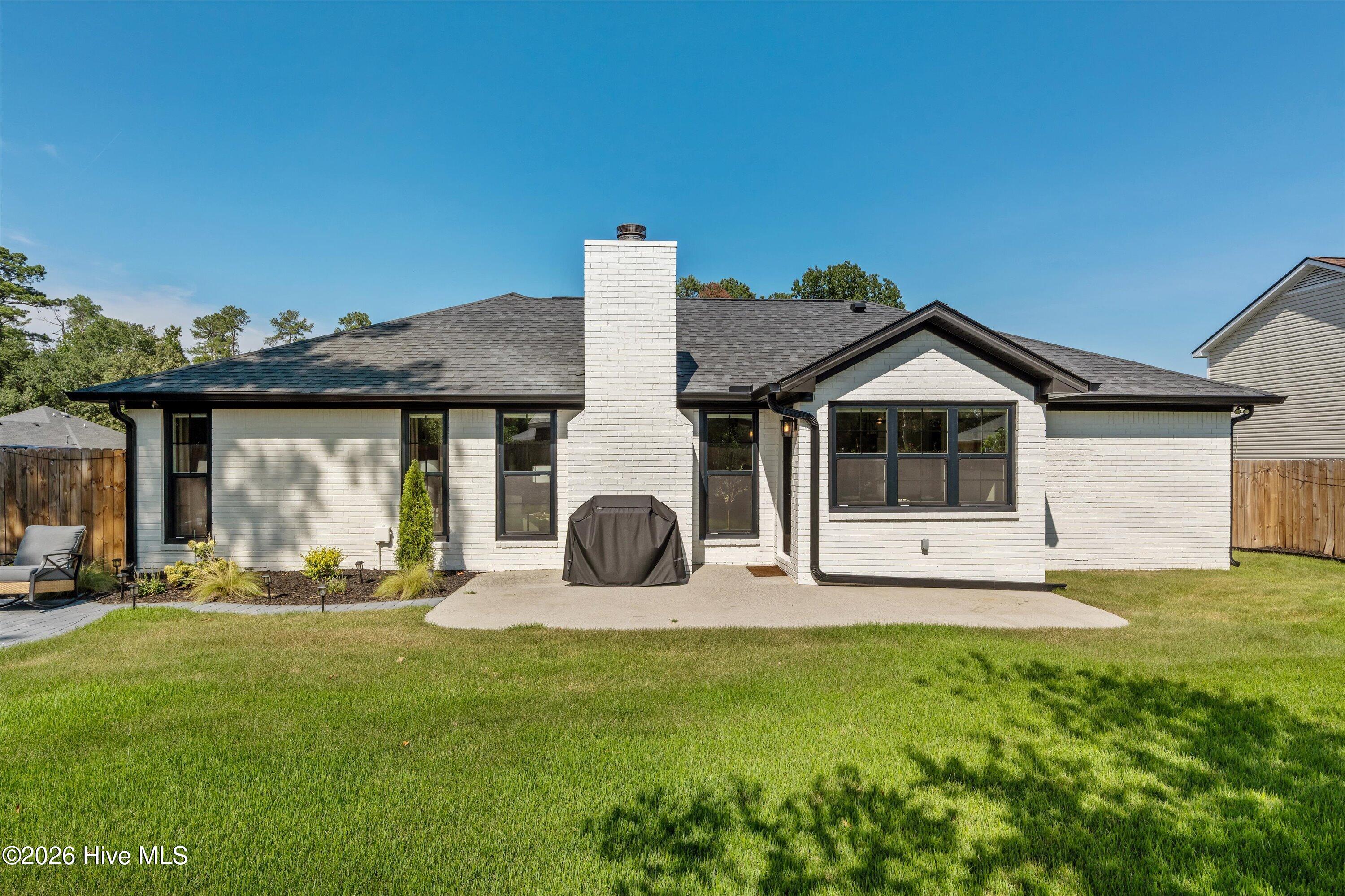137 Fall Line Drive Property Photo 4