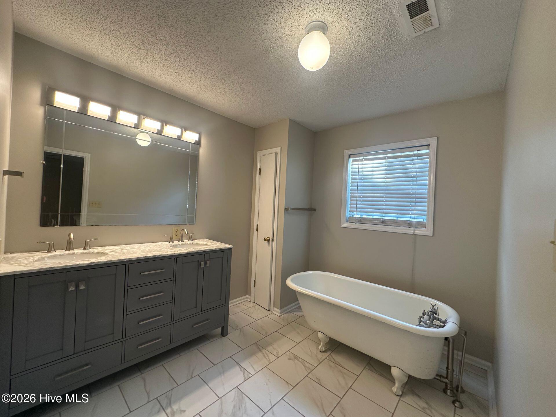 159 Longwood Drive Property Photo 19