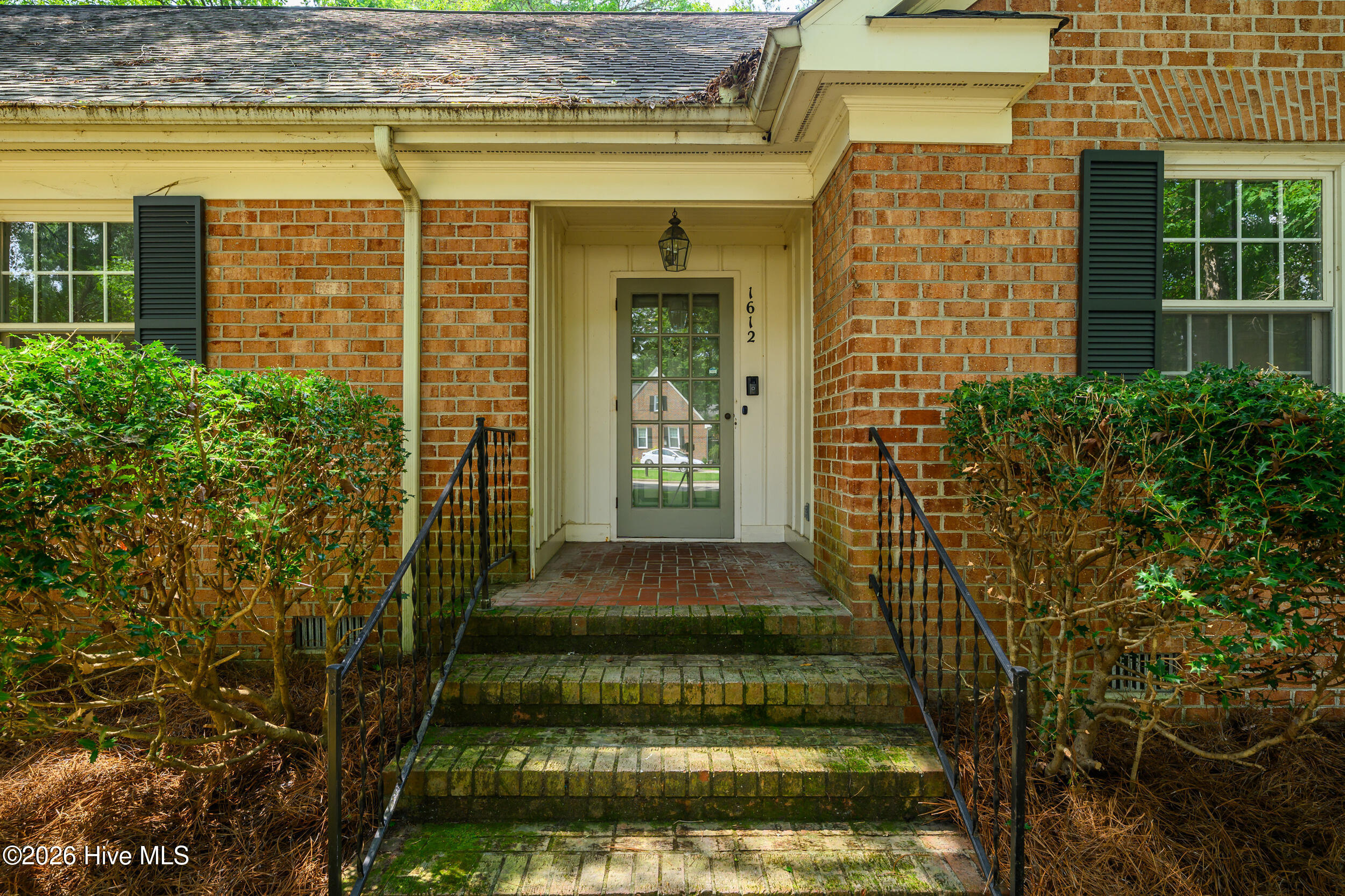 1612 Colony Drive Property Photo 4
