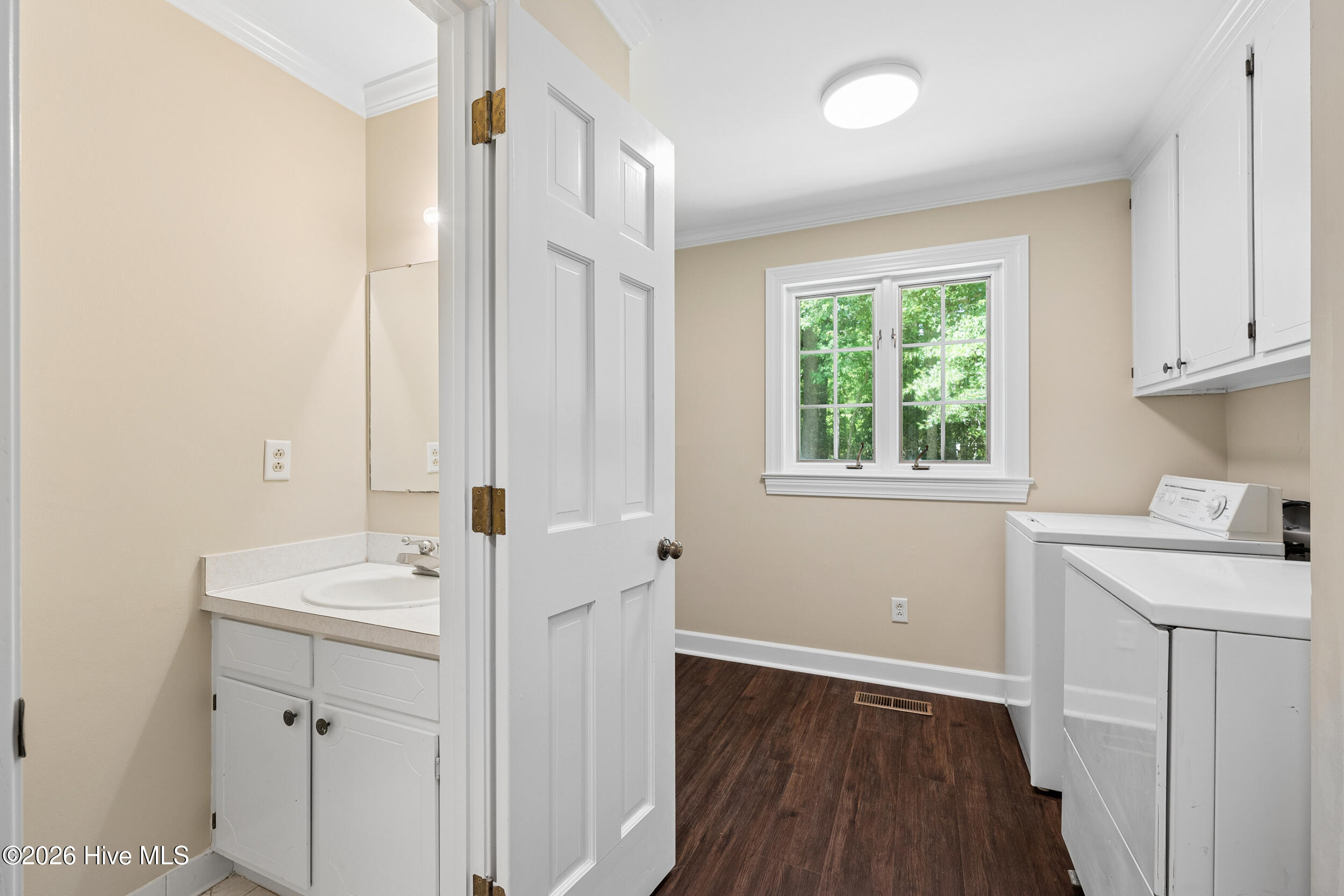 1612 Colony Drive Property Photo 19