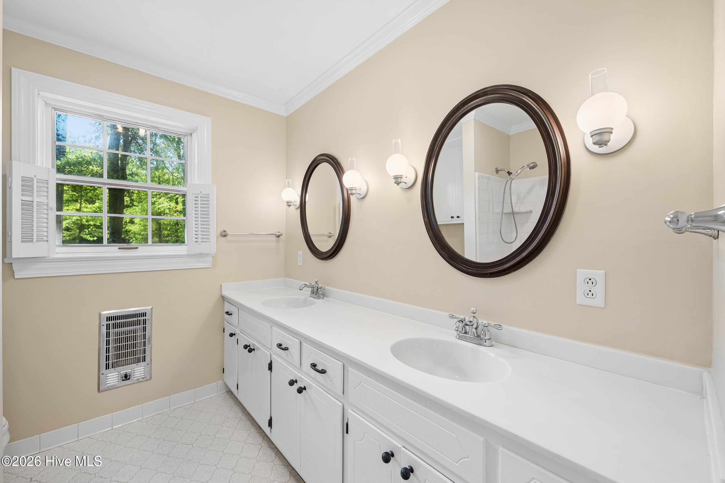 1612 Colony Drive Property Photo 31