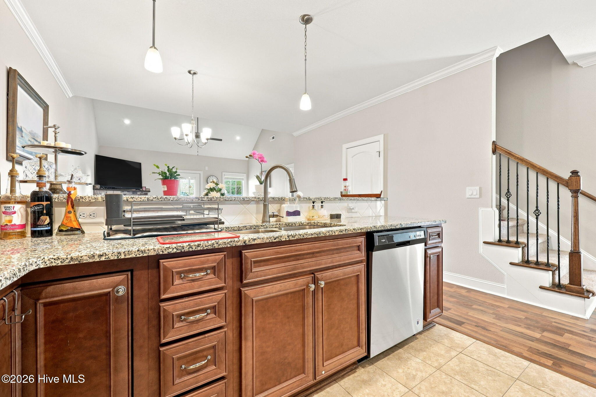 2120 Remington Court B Property Photo 15