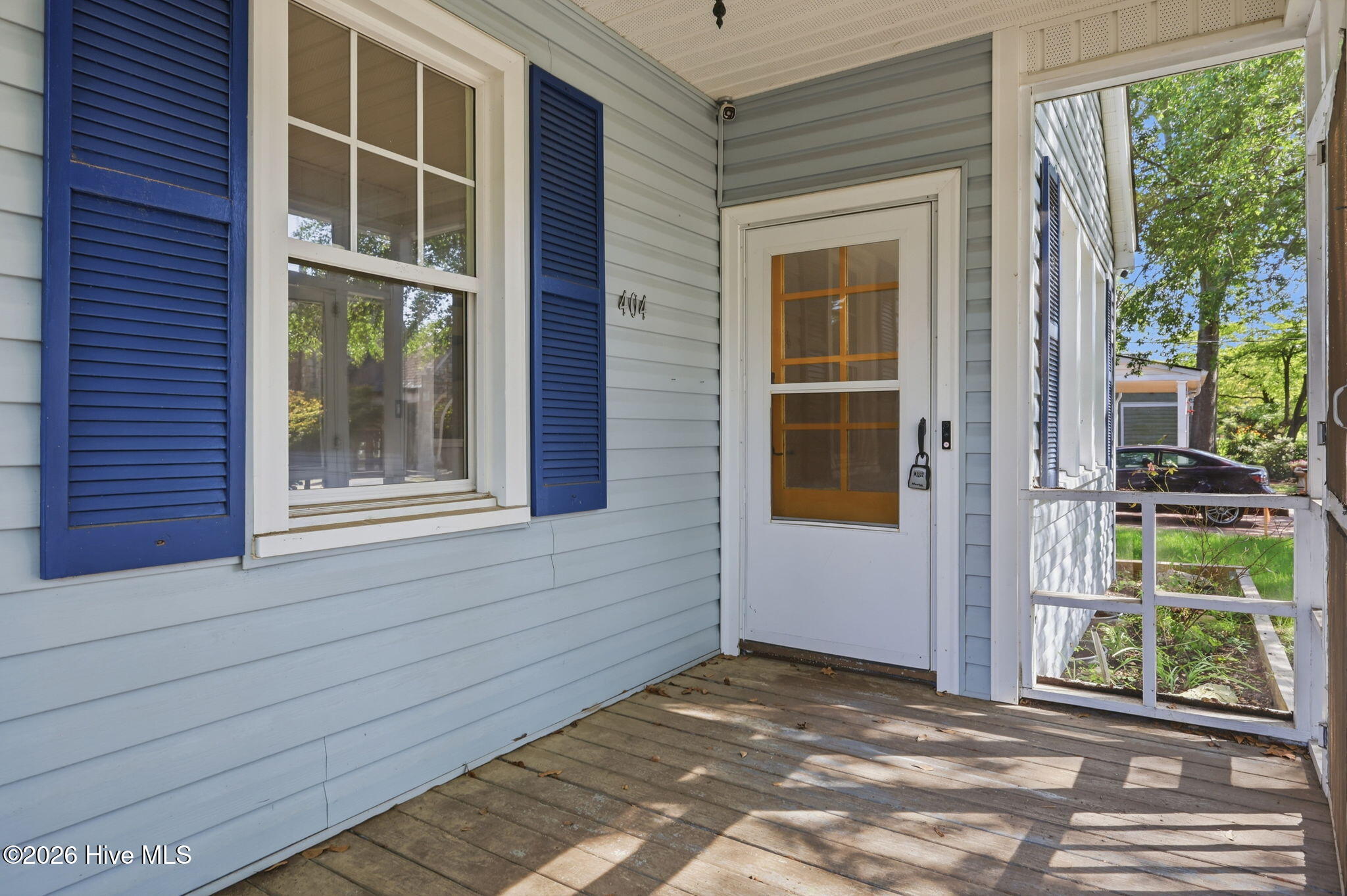404 Pearl Street Property Photo 4