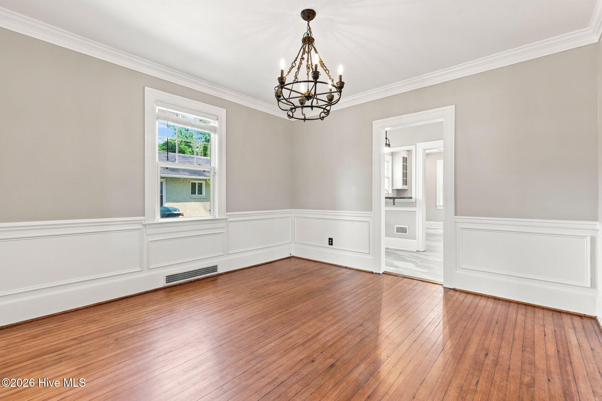404 Pearl Street Property Photo 10